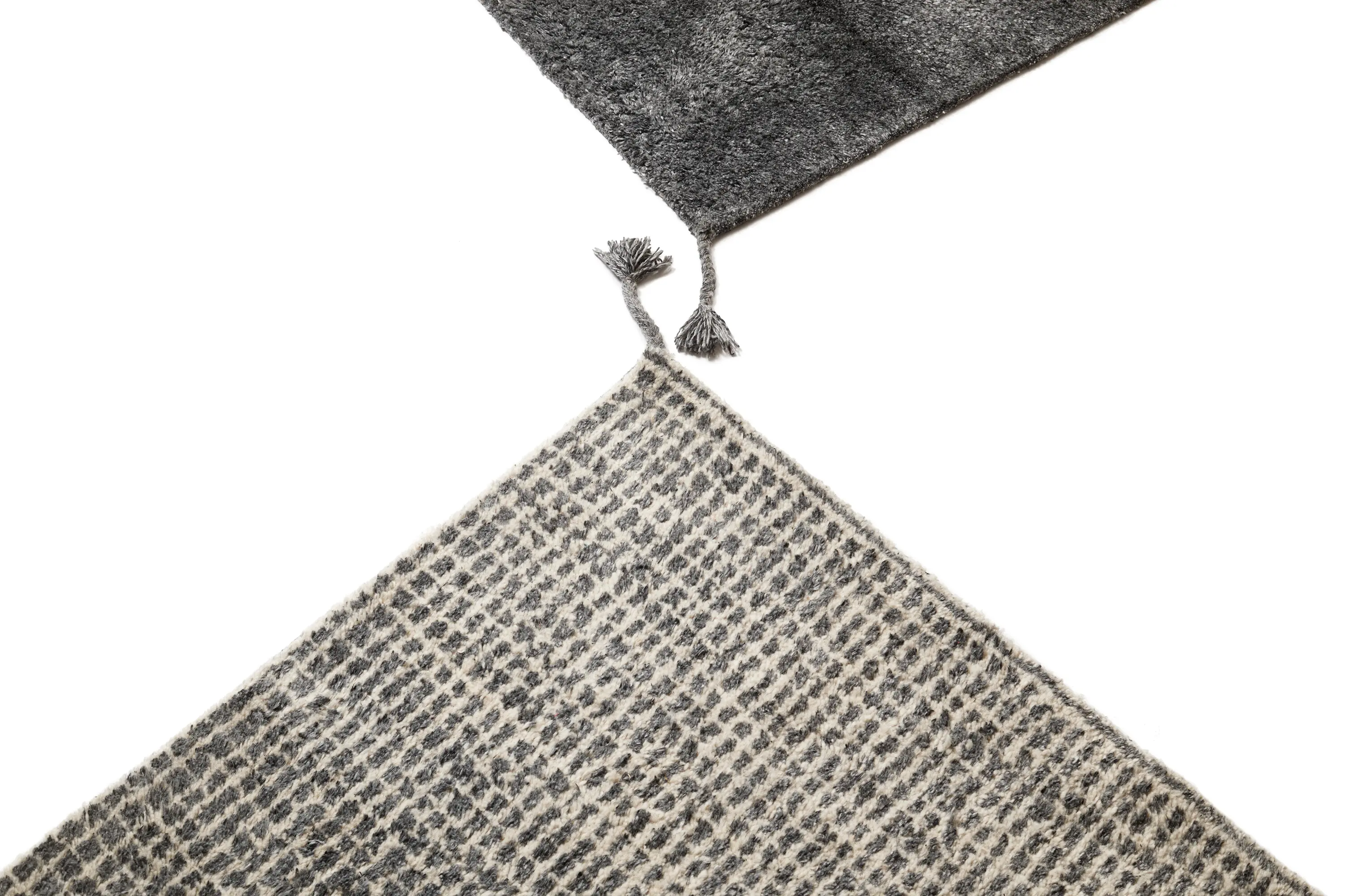 Woodnotes - Grid hand knotted rug | white-camel