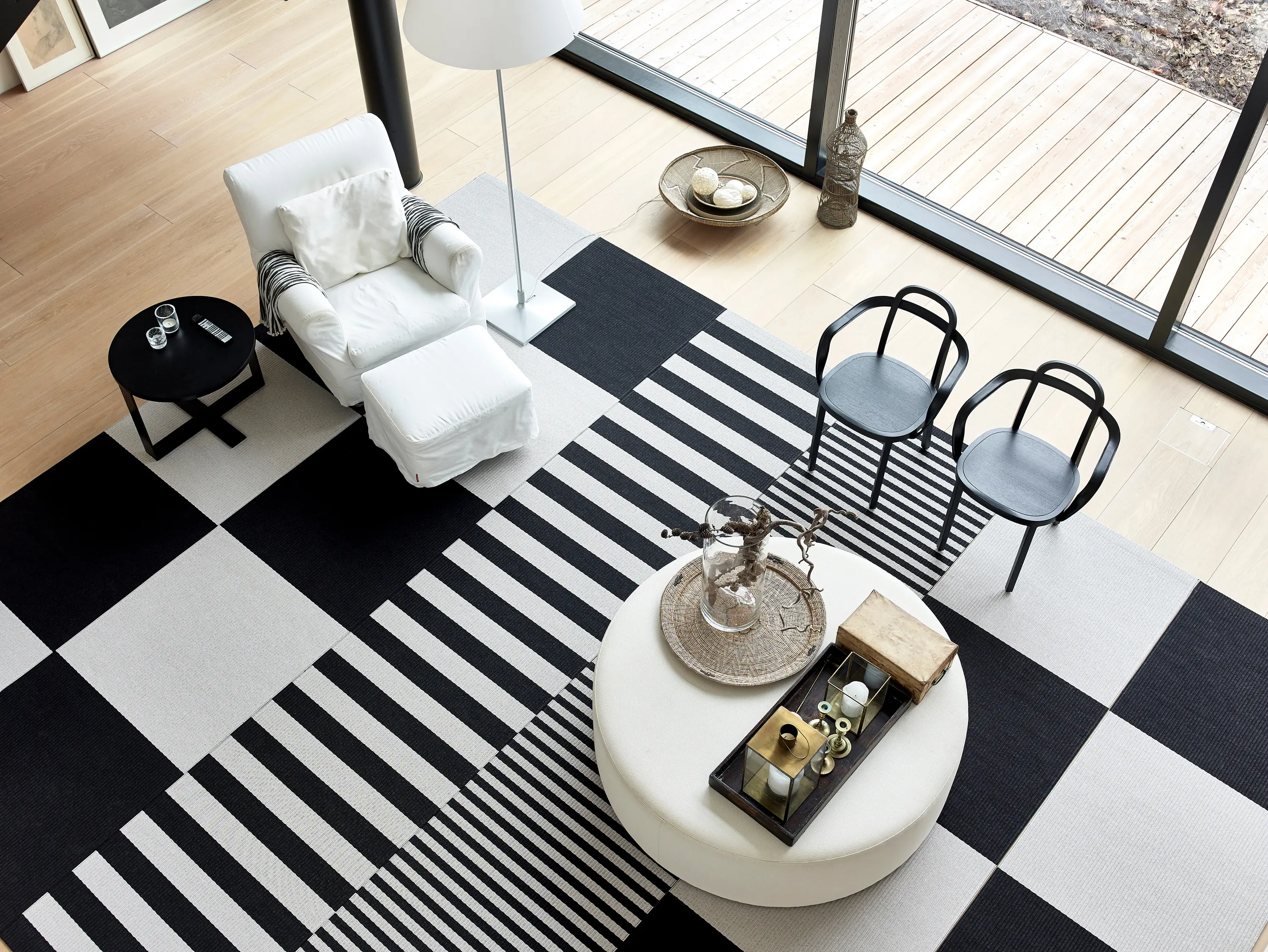 Woodnotes - Squareplay paper yarn carpet