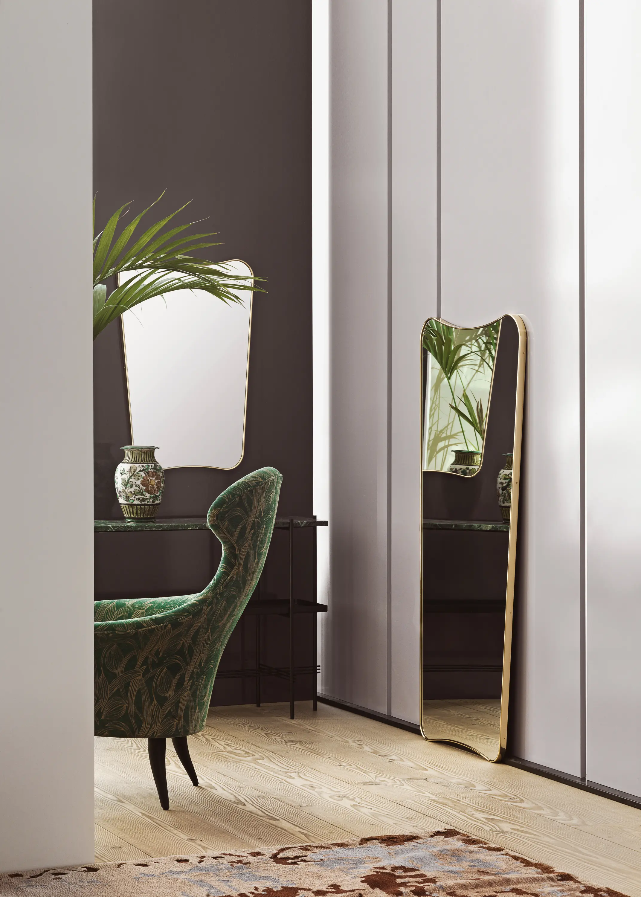 GUBI - F.A. 33 Mirror half-length