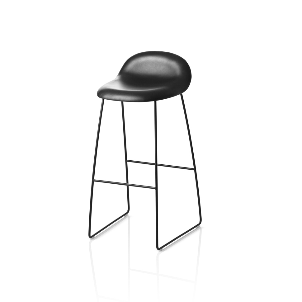 Display product Gubi 3D Stool – Sledge Base from manufacturer GUBI