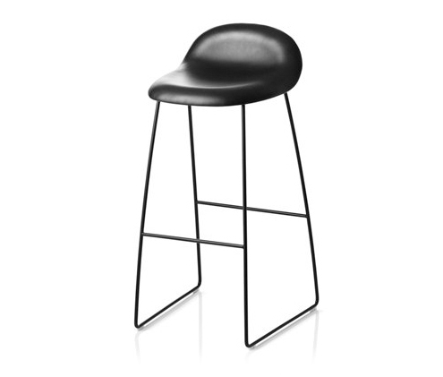 Afficher le produit Gubi 3D Stool – Sledge Base du fabricant GUBI