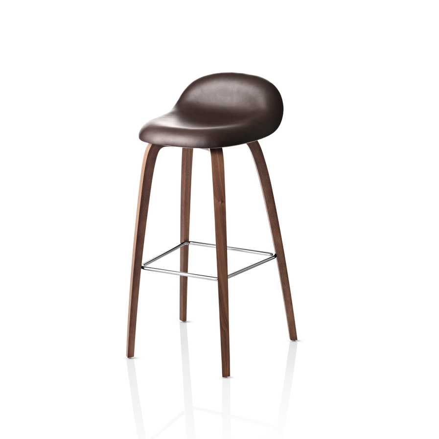 Display product Gubi 3D Stool – Wood Base from manufacturer GUBI