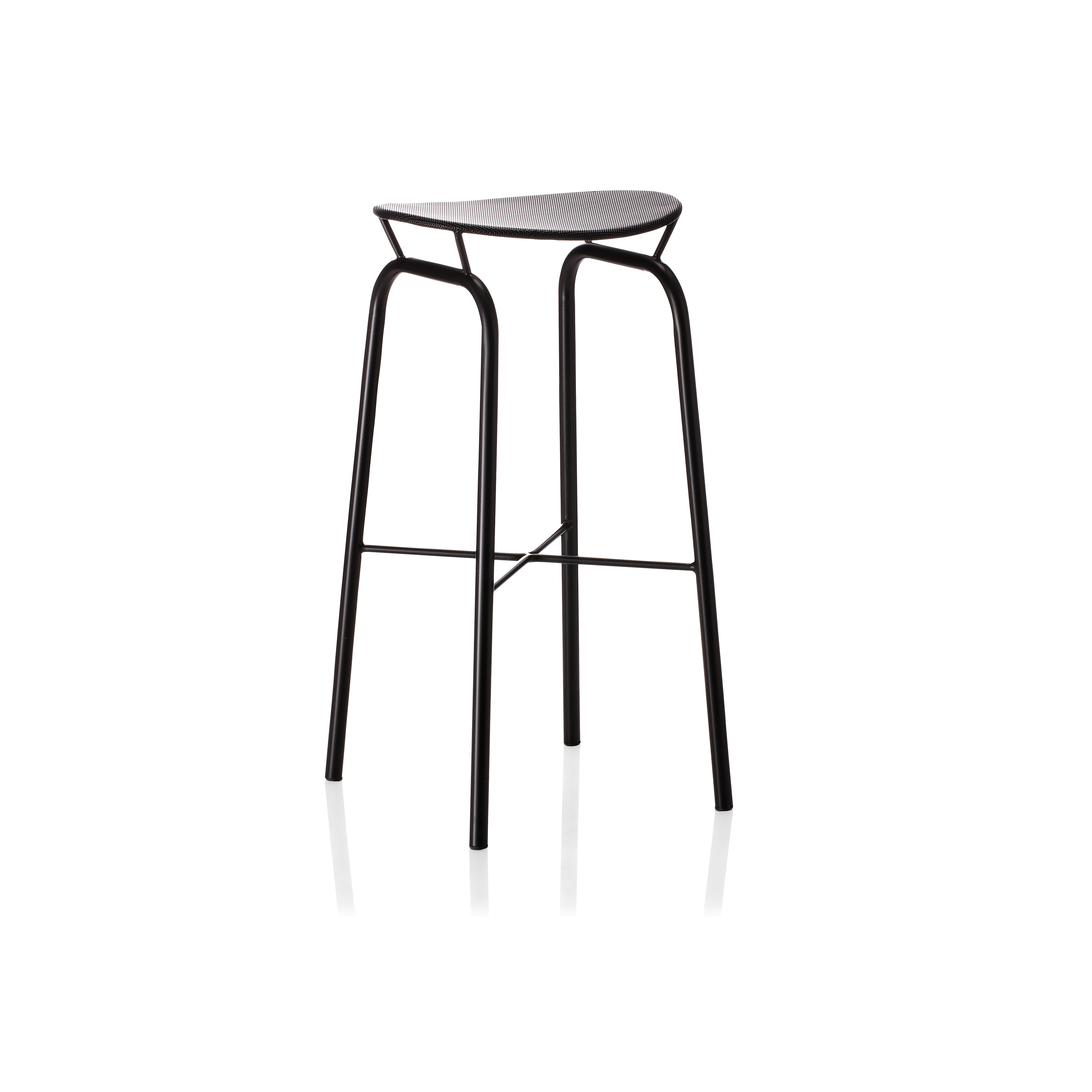 Display product Nagasaki stool from manufacturer GUBI