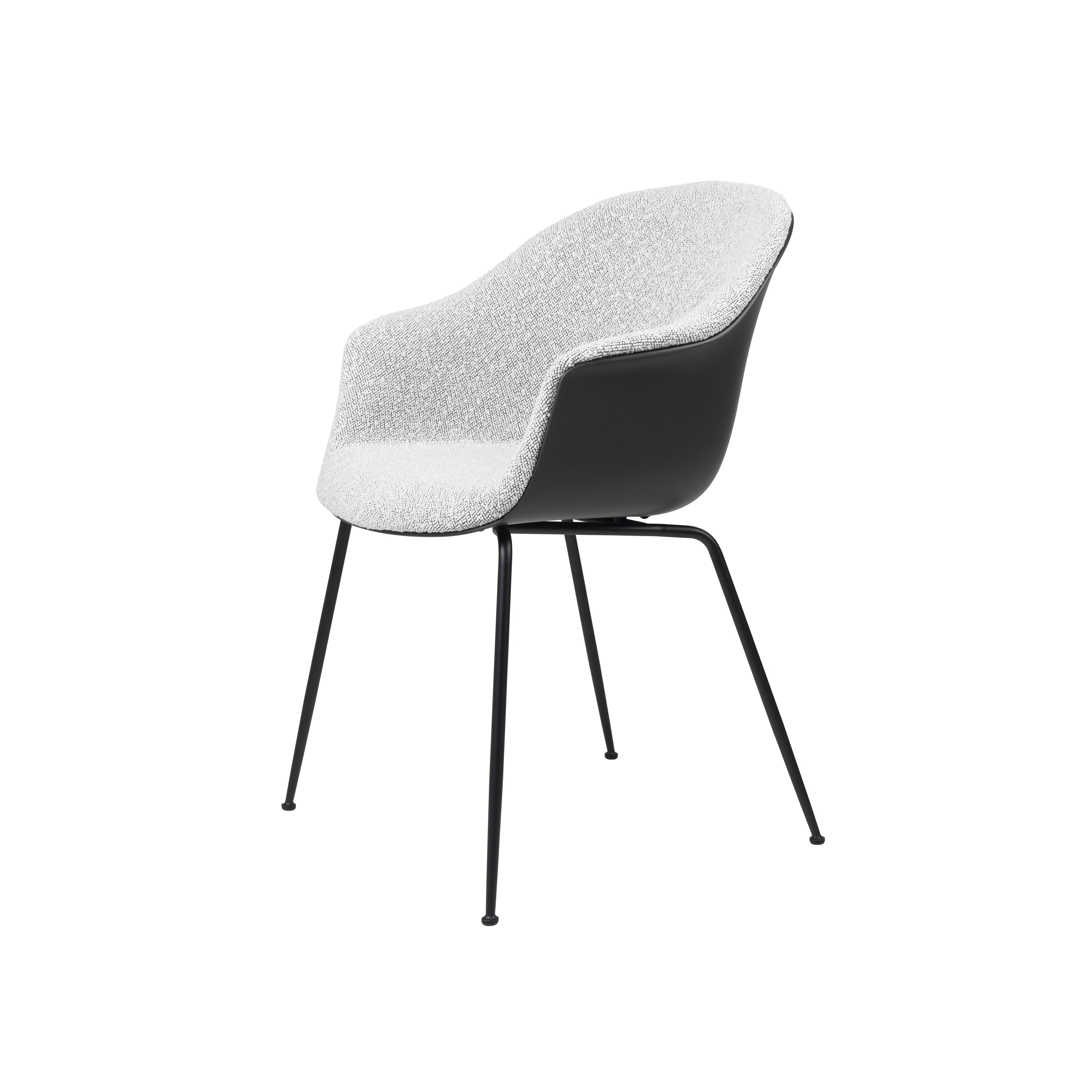 Mostrar el producto Bat Dining Chair - Front Upholstered, Conic base del fabricante GUBI