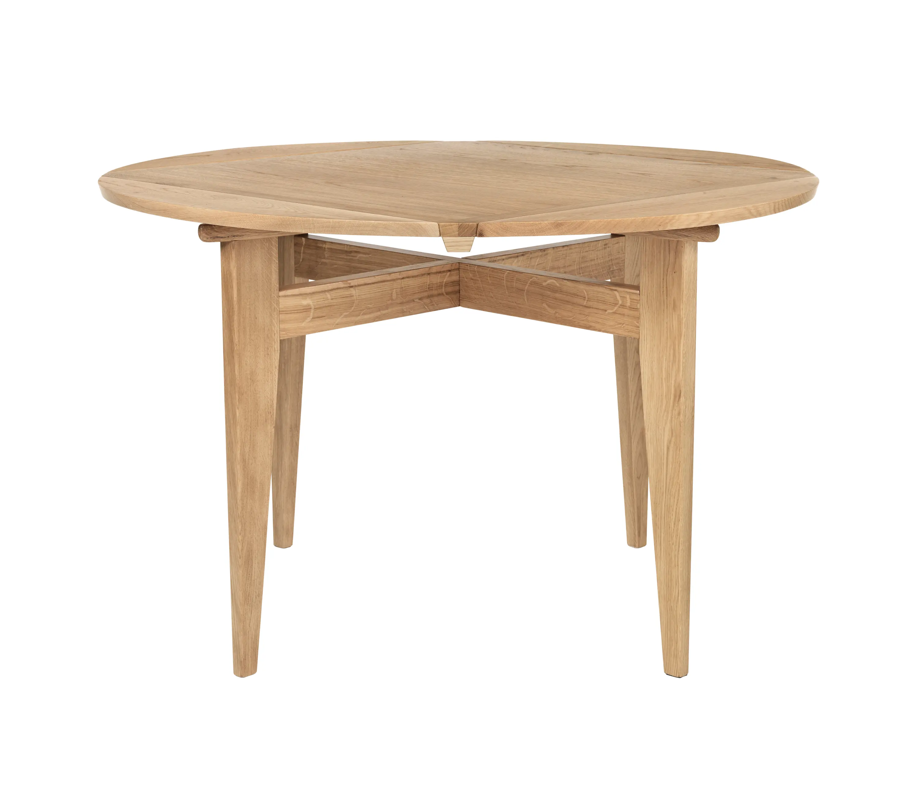 GUBI - B-Table | Oak Matt Lacquered
