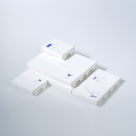 Display product Set of 7 stackable serving plates from manufacturer Cor Unum