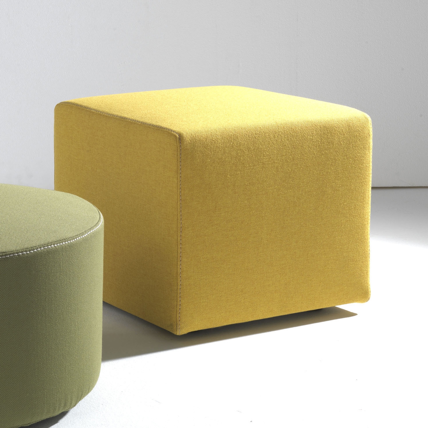 Display product Pouf from manufacturer LEMA