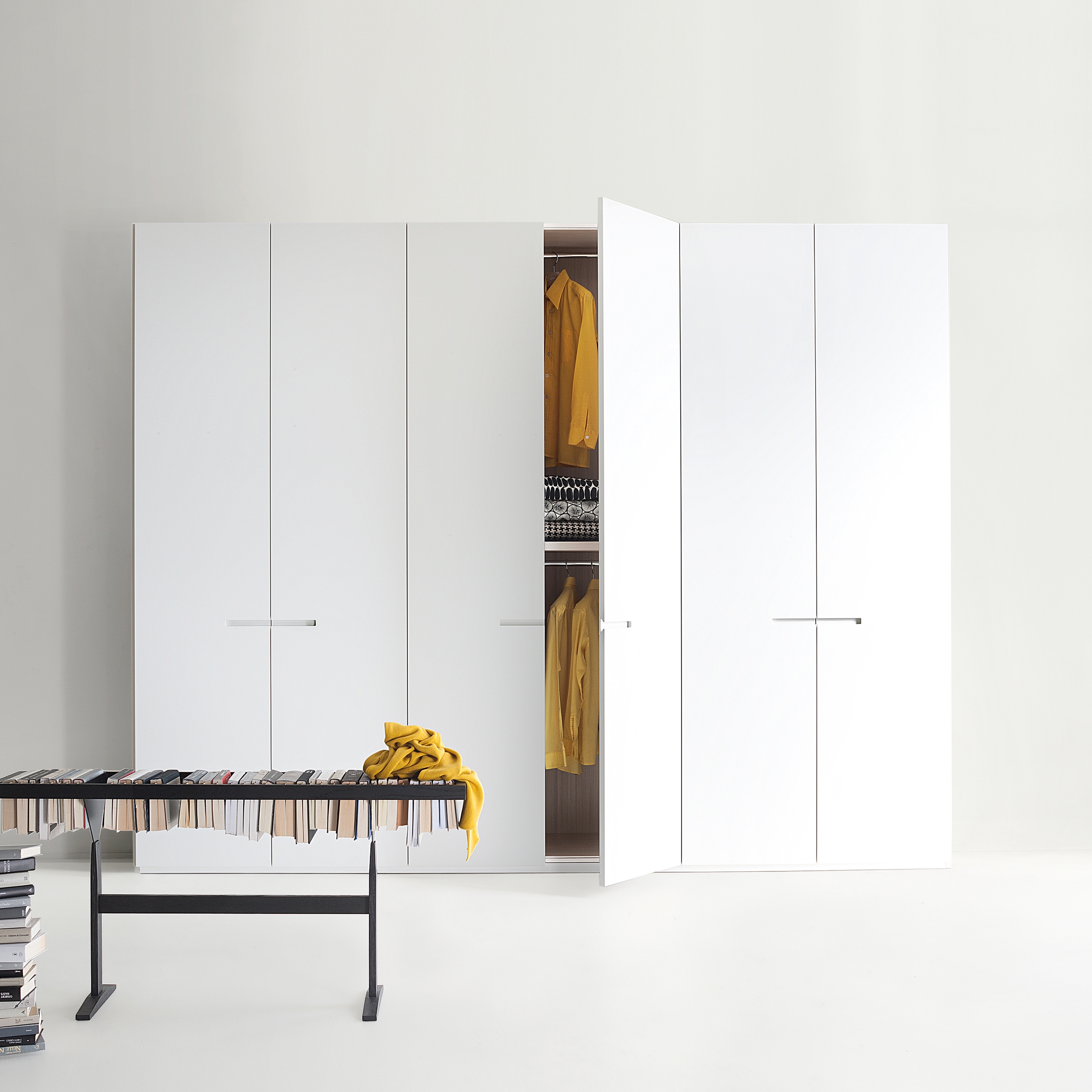 Produkt Armadio Elegant | Hinged door des Herstellers LEMA anzeigen