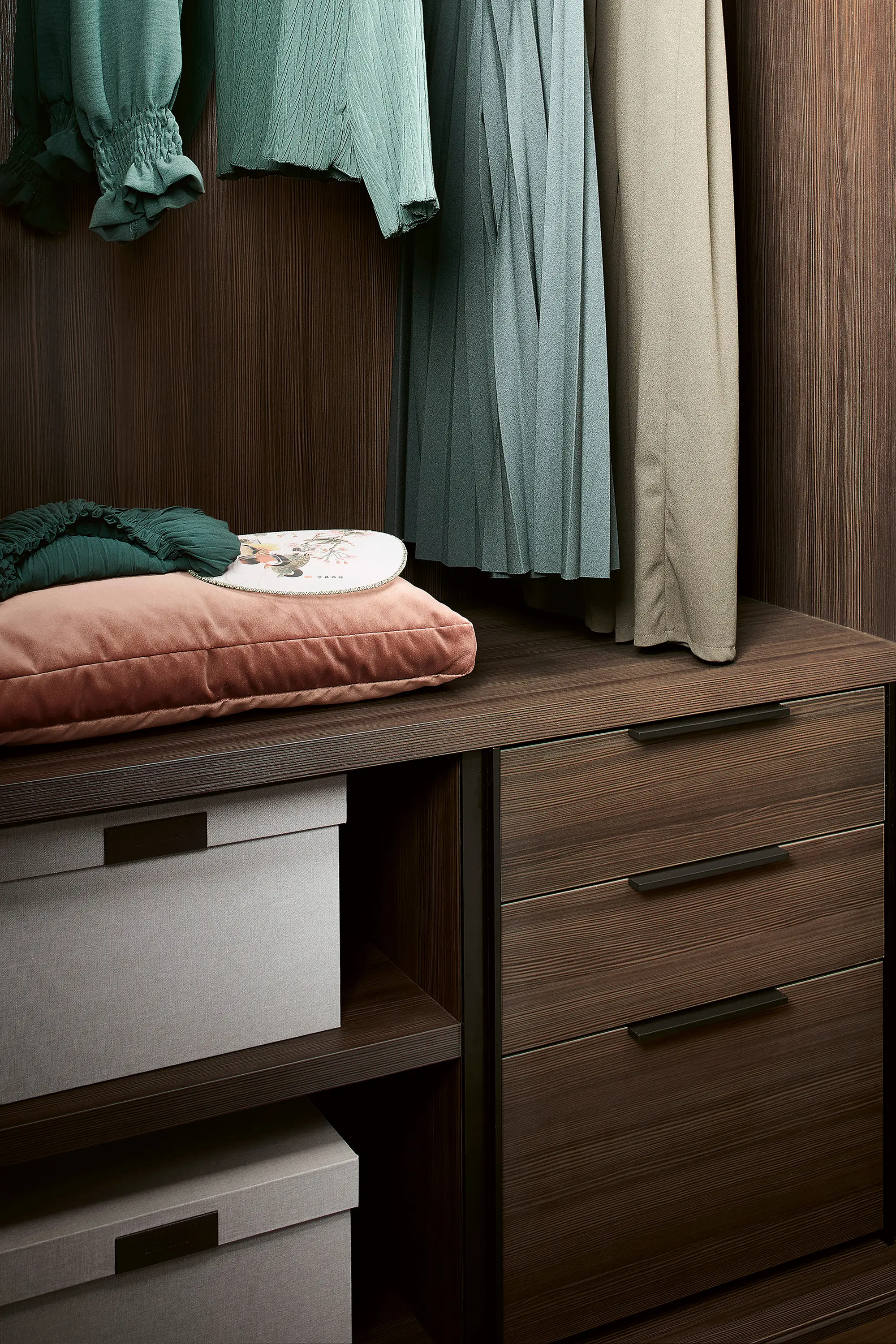 LEMA - Flago Wardrobe | Hinged doors