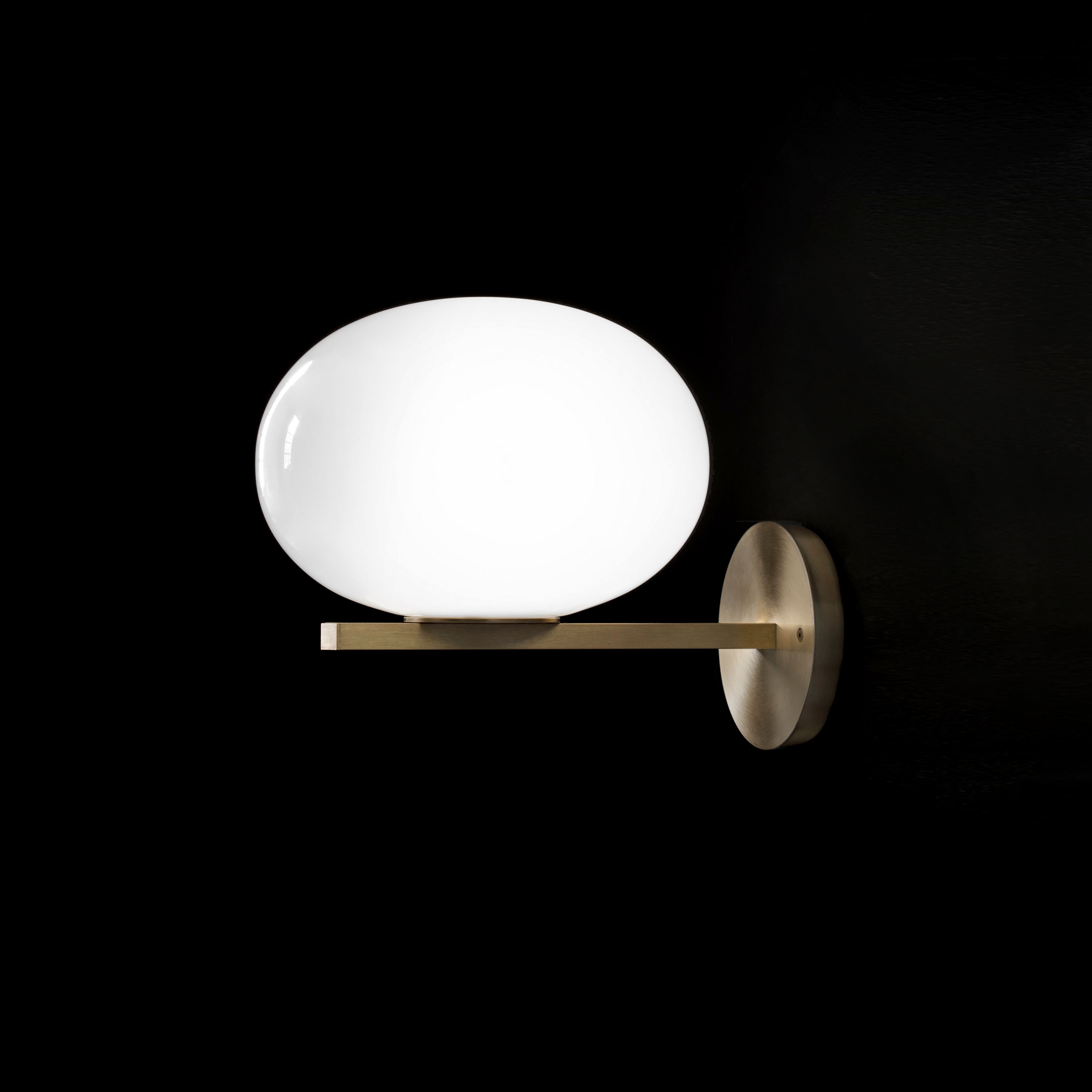 Produkt Alba | 176 des Herstellers Oluce anzeigen