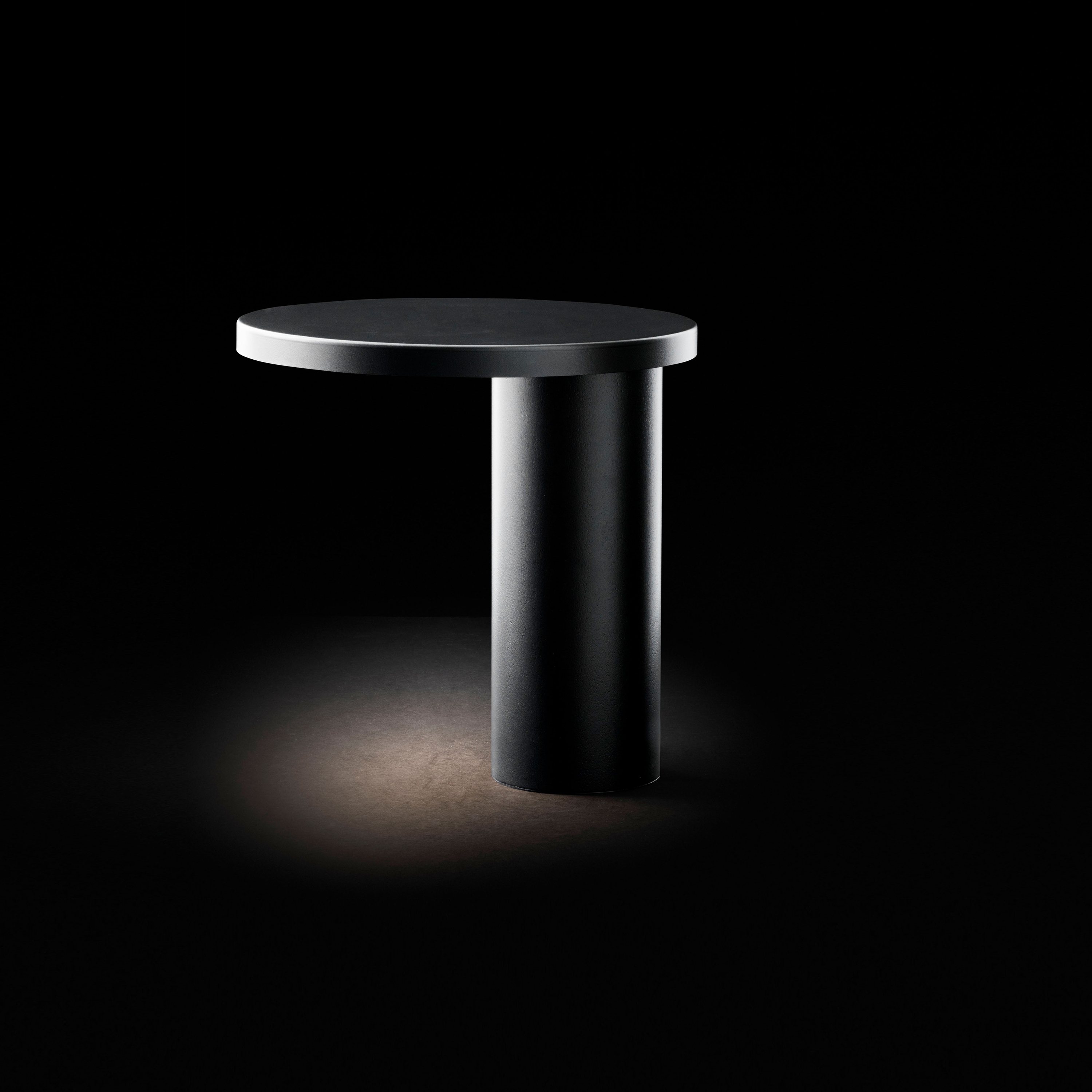 Display product Cylinda | 218 from manufacturer Oluce