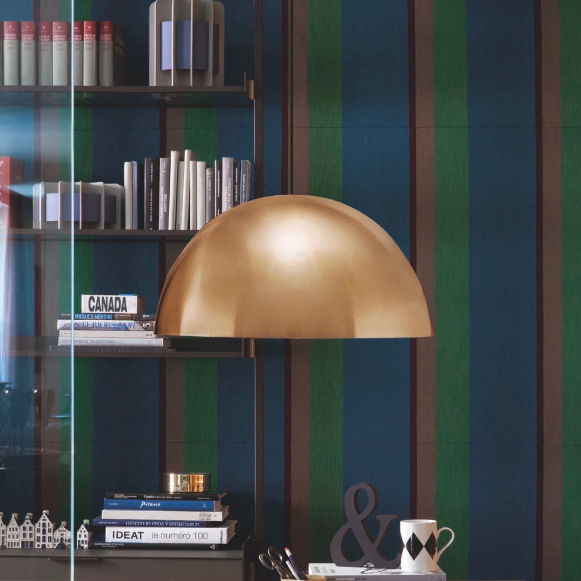 Display product Sonora | 408/437 from manufacturer Oluce