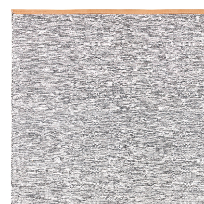 Björk wool rug