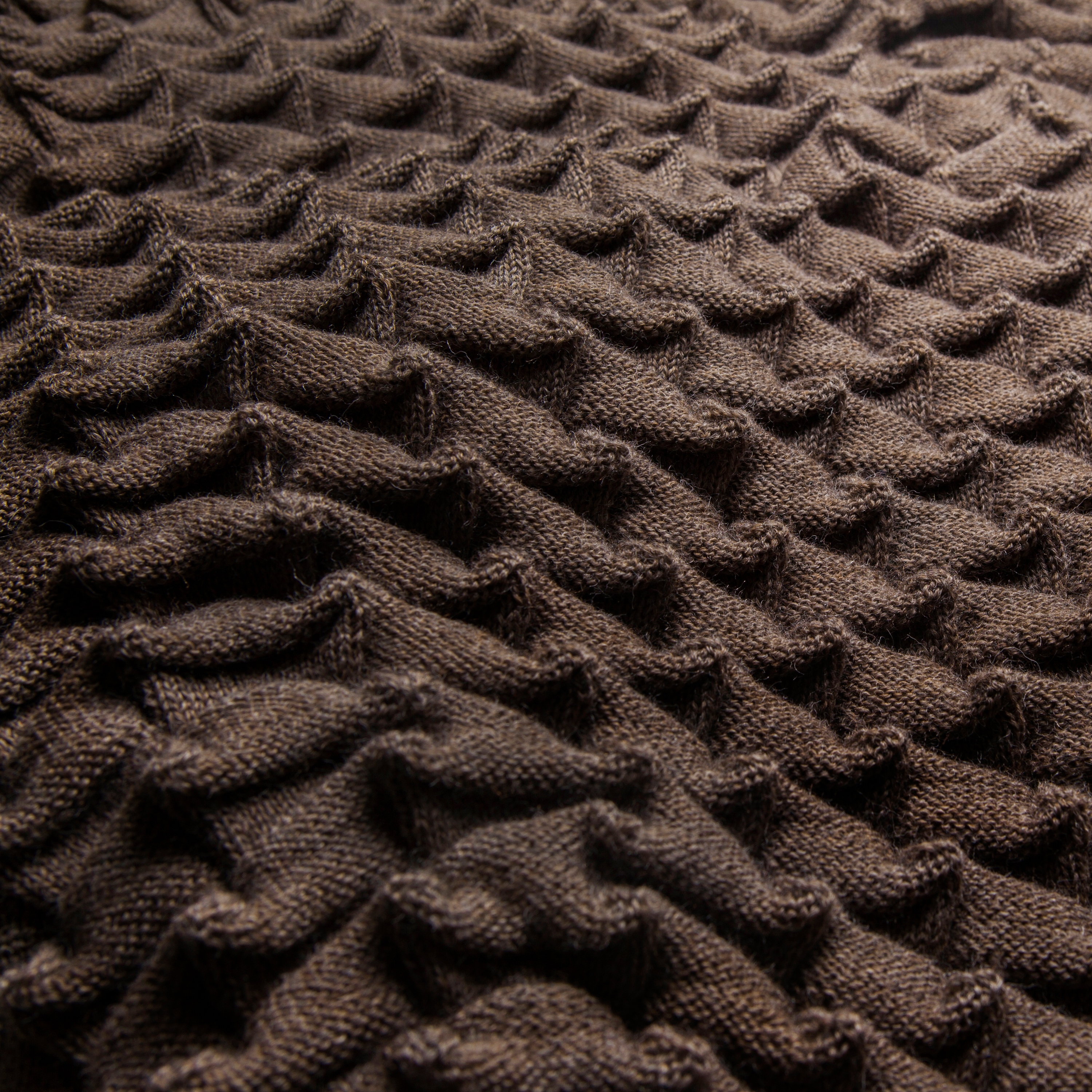 Curly throw