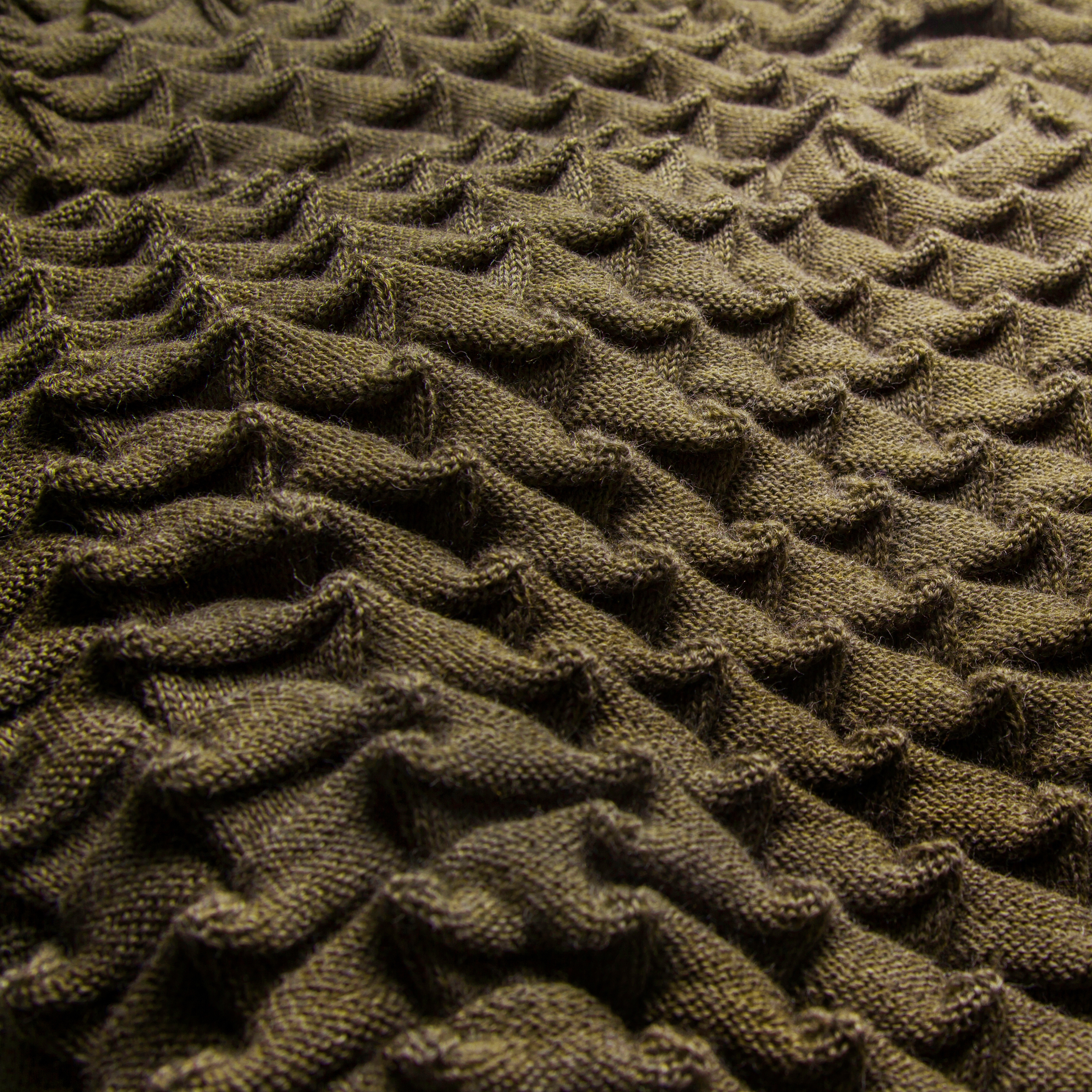 Curly throw