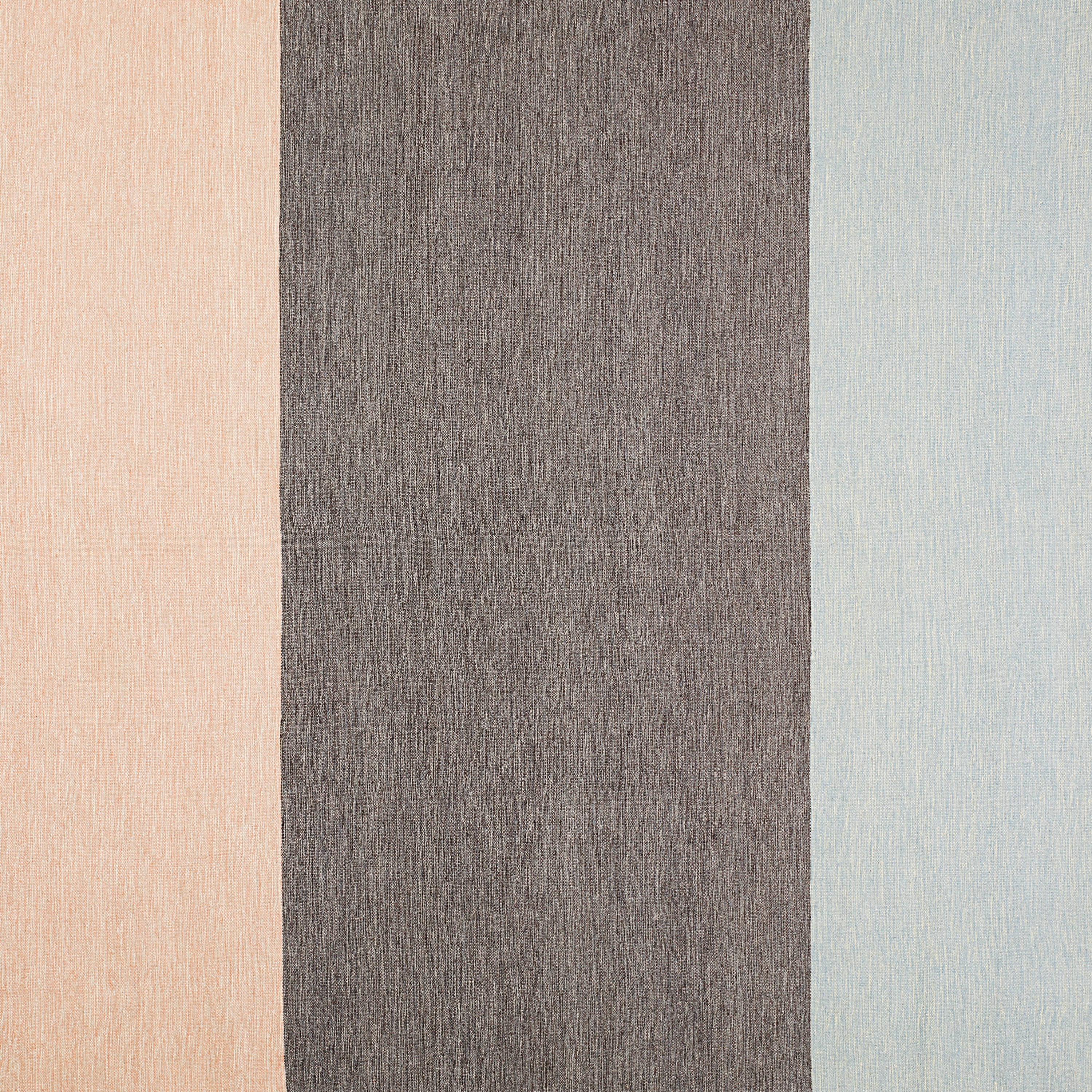 Fields | 170x240 rug in wool with leather edging