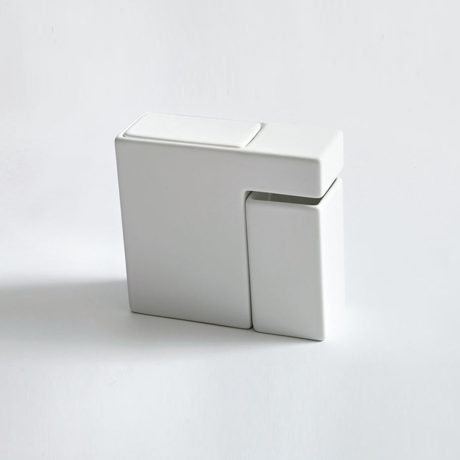 Display product Tong pitcher from manufacturer bosa