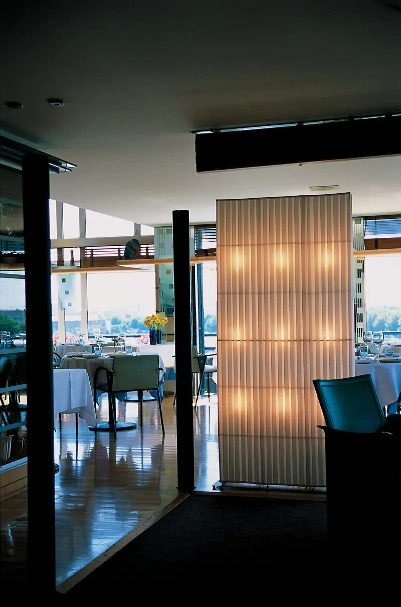 Dix Heures Dix - Paravent mobile H312 floor lamp