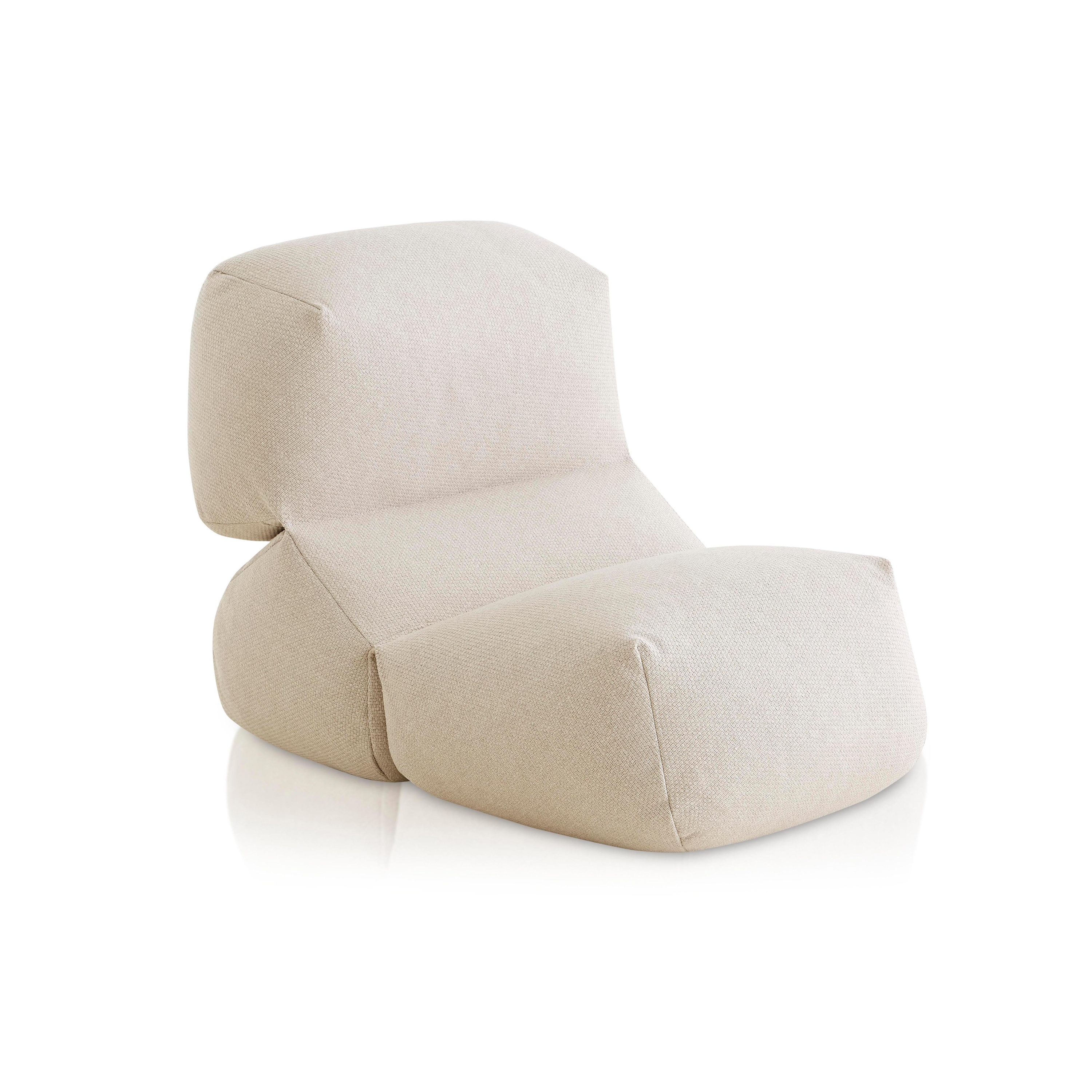 Display product Grapy Lounge Chair from manufacturer GANDIABLASCO