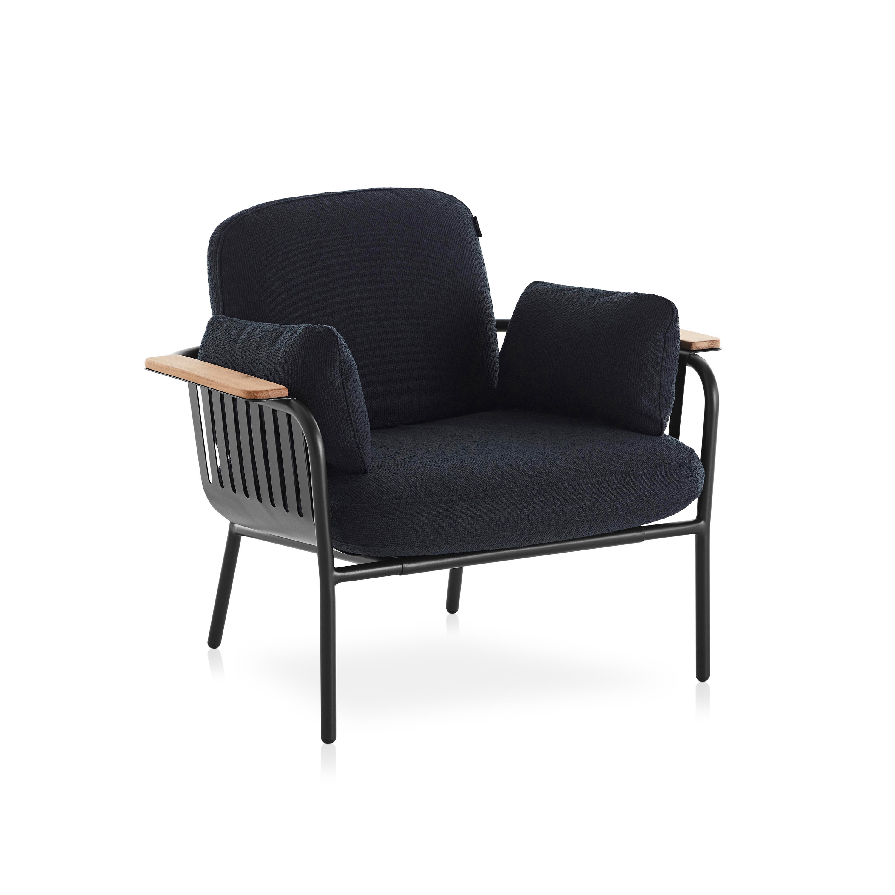 Capa Lounge Chair