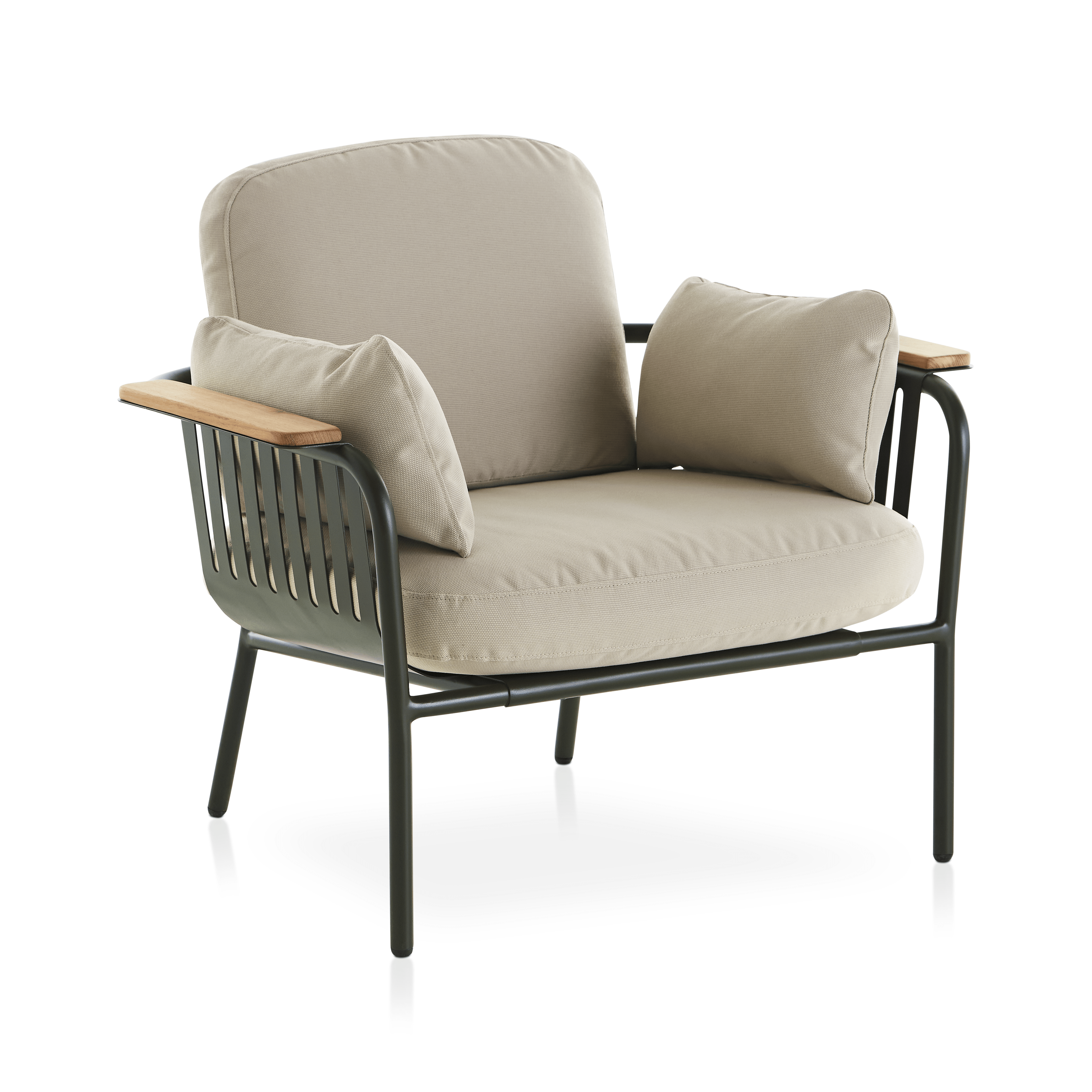 Capa Lounge Chair