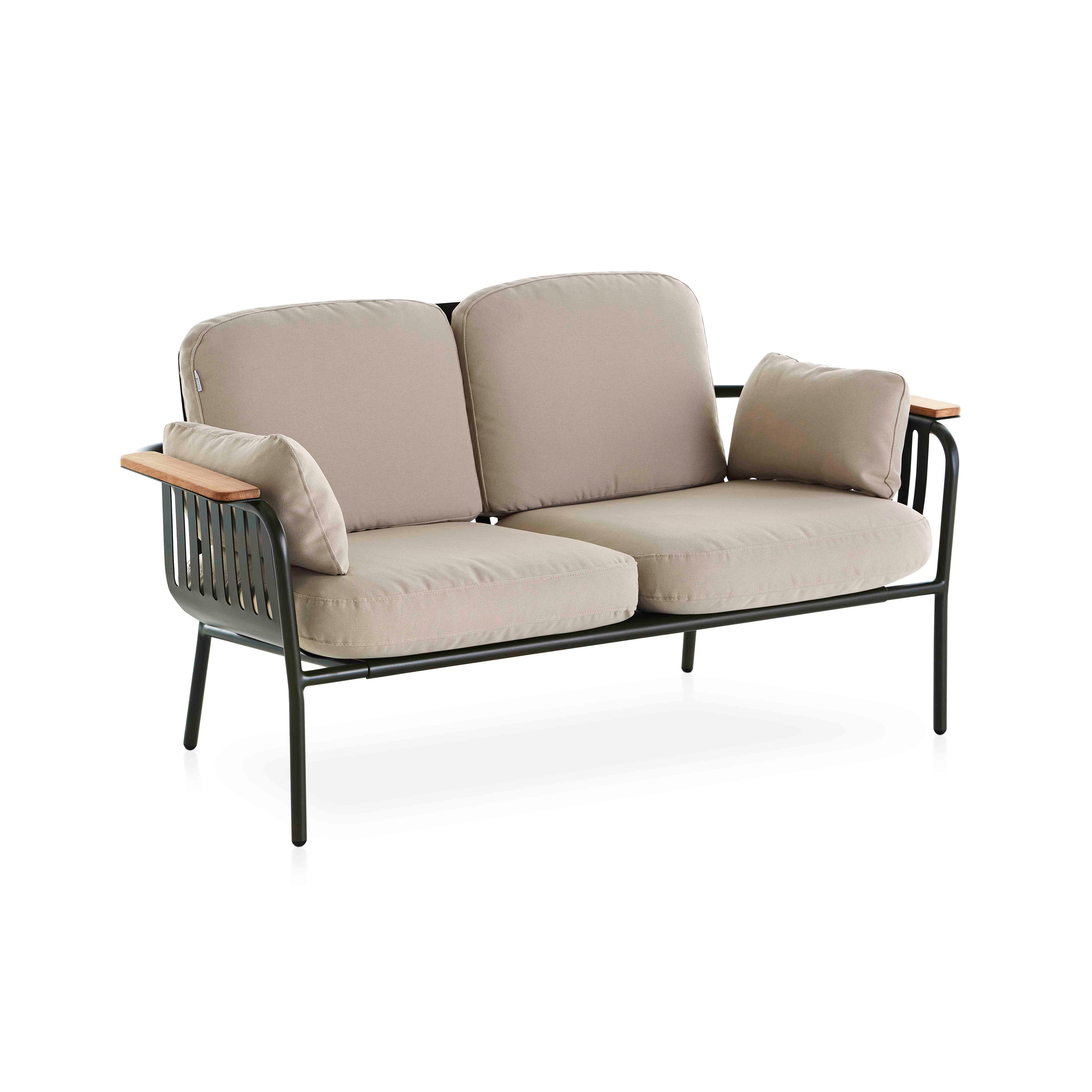 Capa 2-Seat Sofa