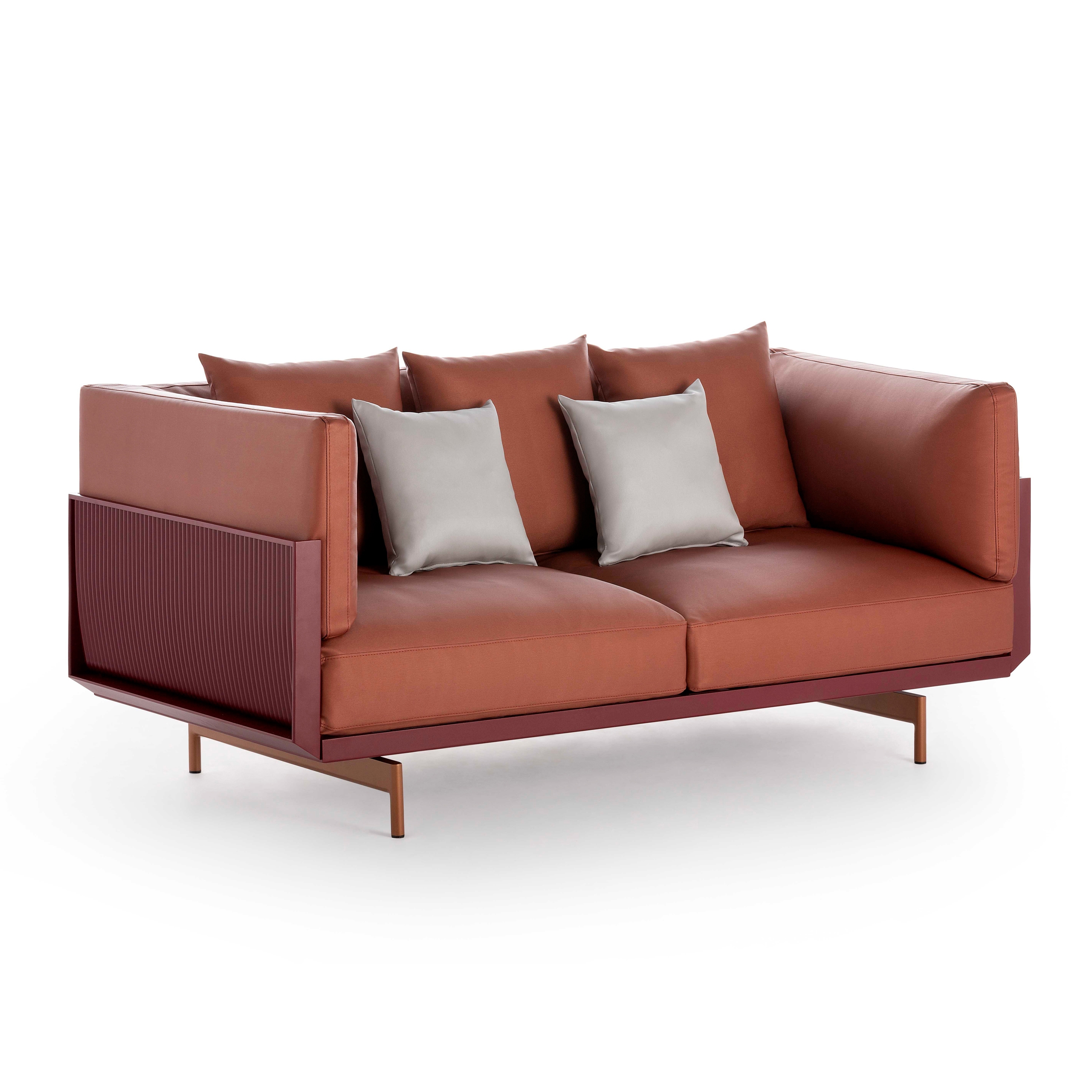 Onde 2-Seat Sofa