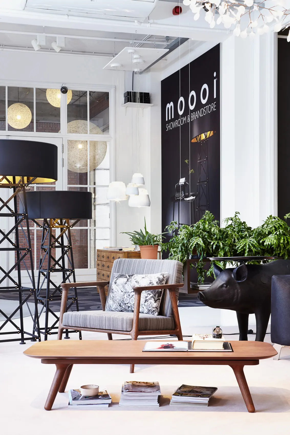 moooi - Pig Table