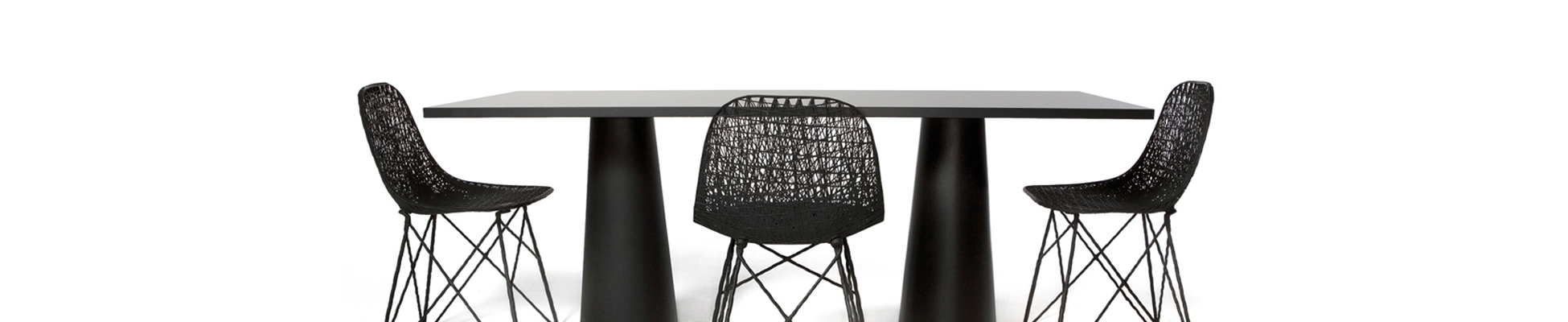 Discover the world of manufacturer moooi