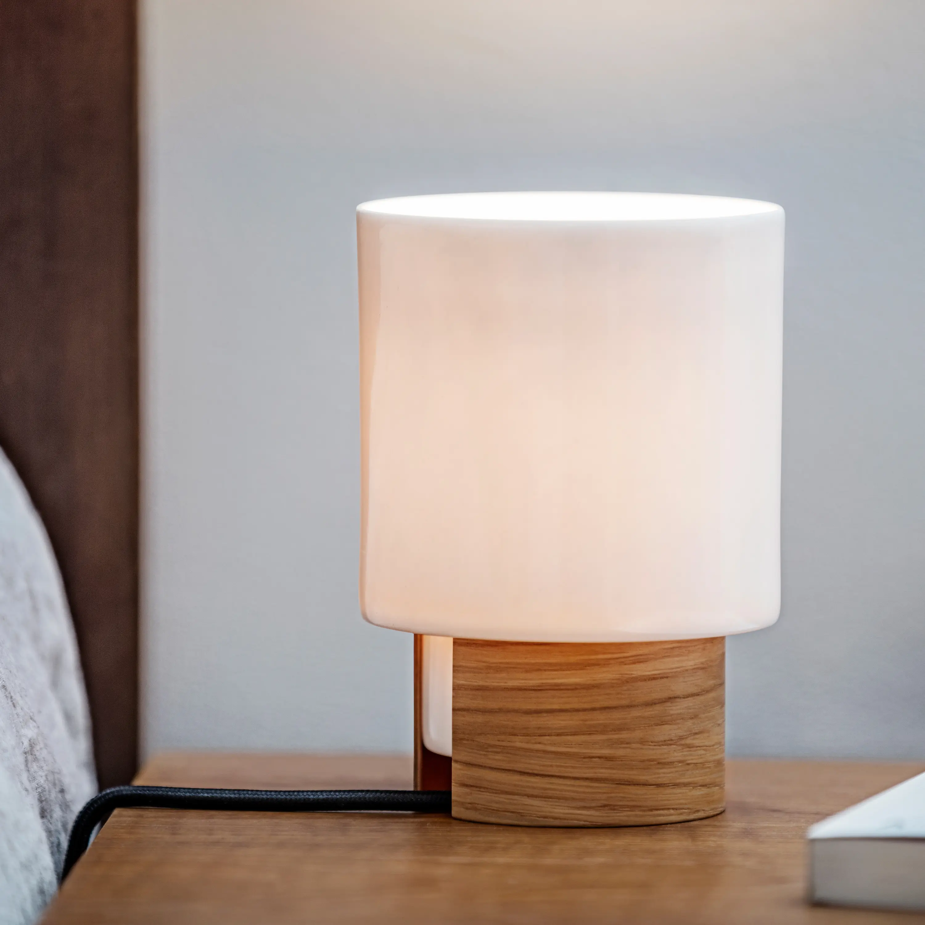Tonfisk Design - ILTA Table Lamp