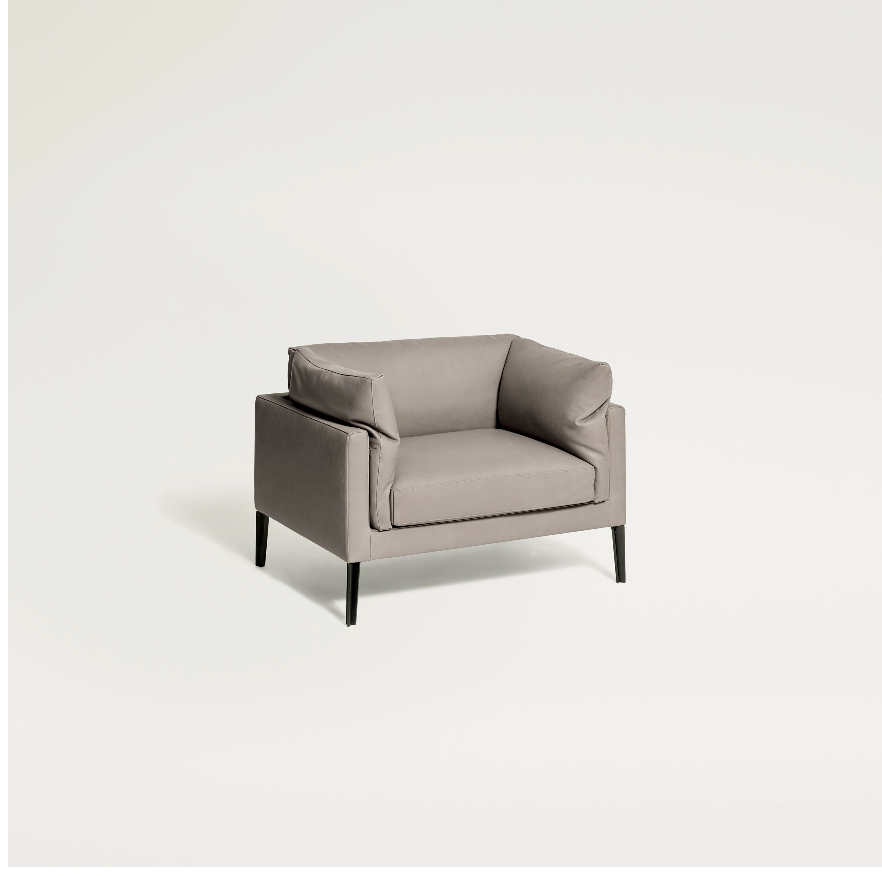 ARMCHAIRS / CHAIRS / STOOLS