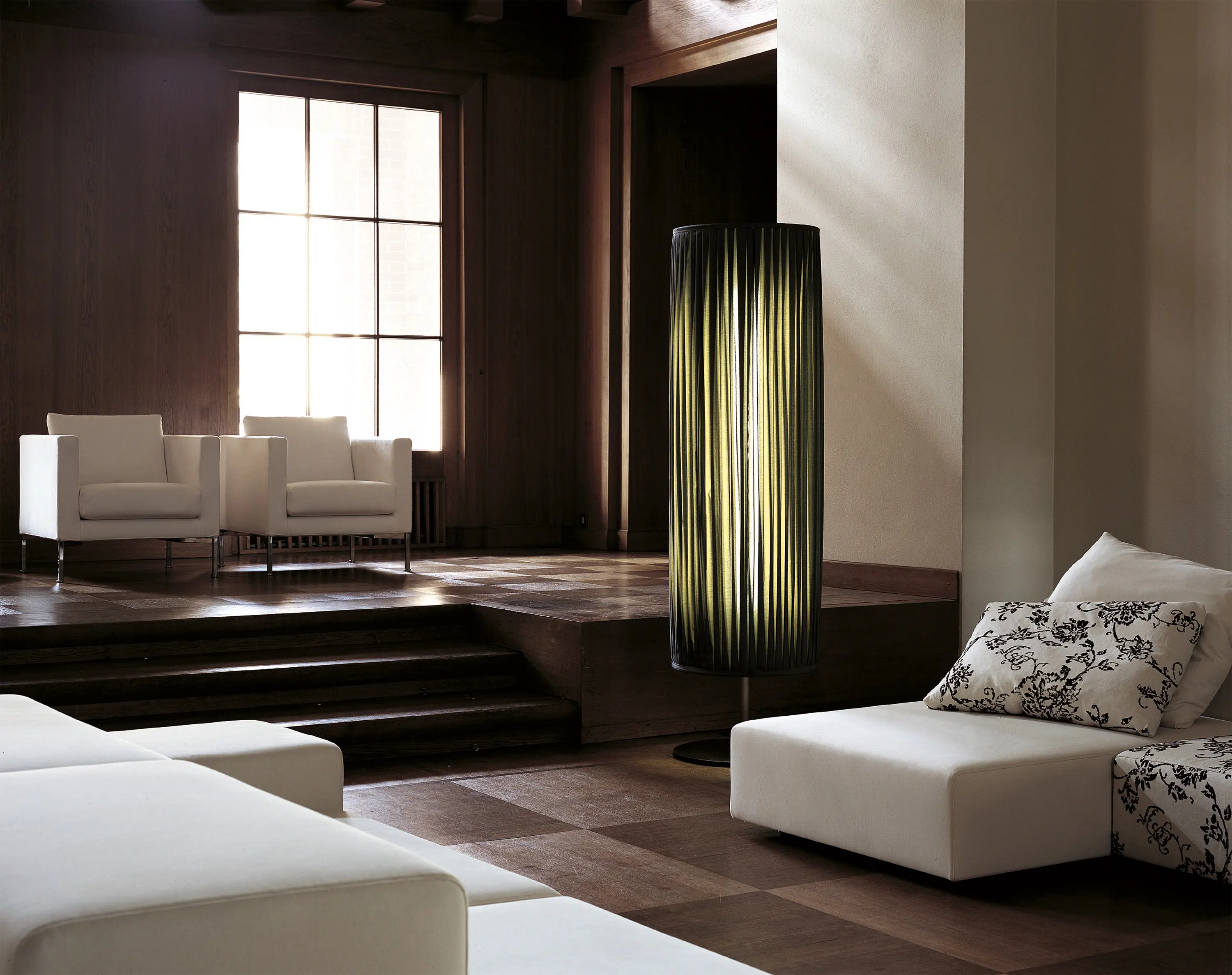 Living Divani - Box Armchair