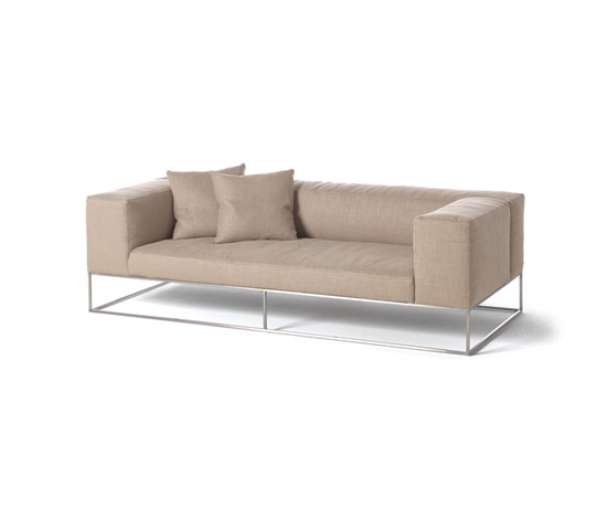 Display product Ile Club from manufacturer Living Divani