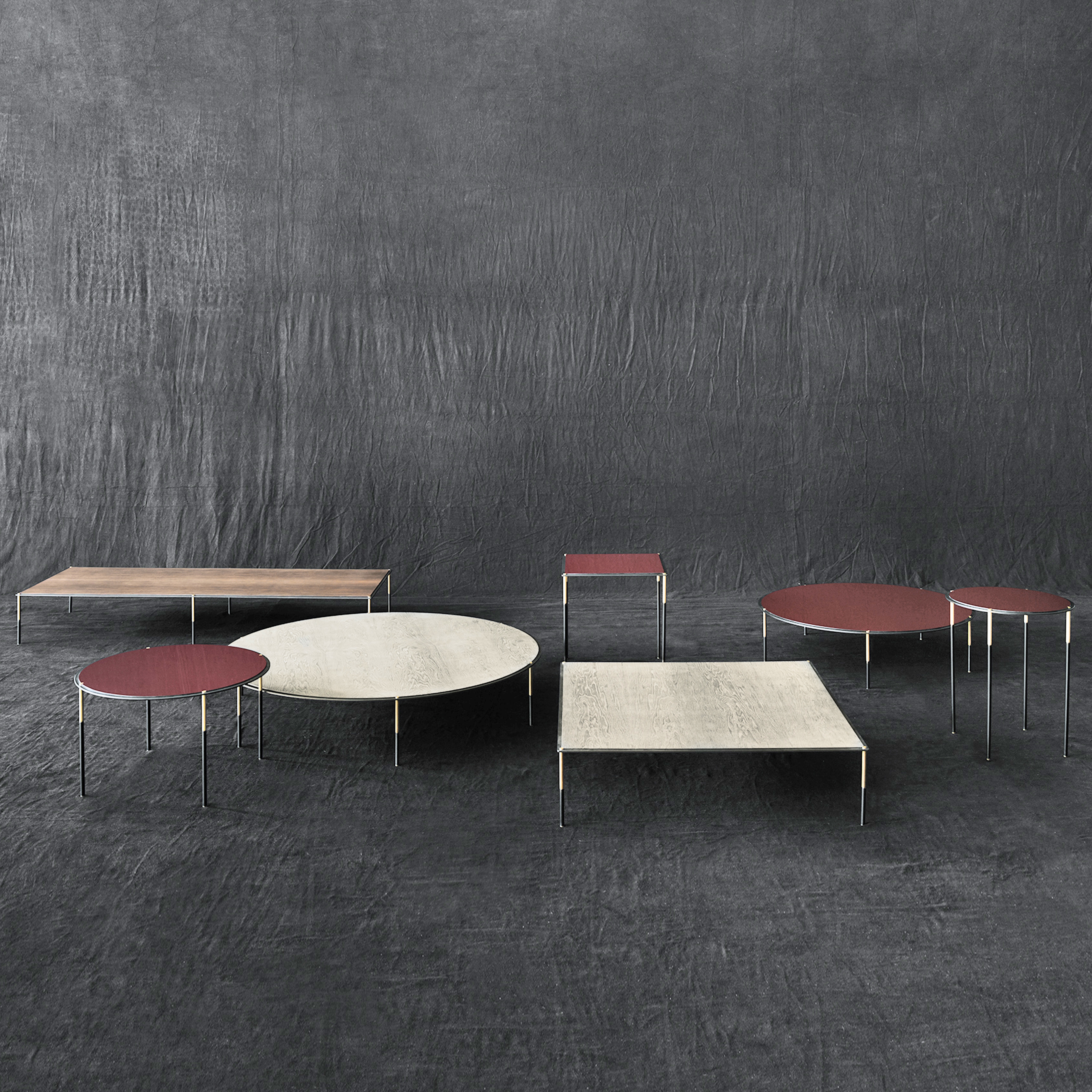 Display product Era Table from manufacturer Living Divani