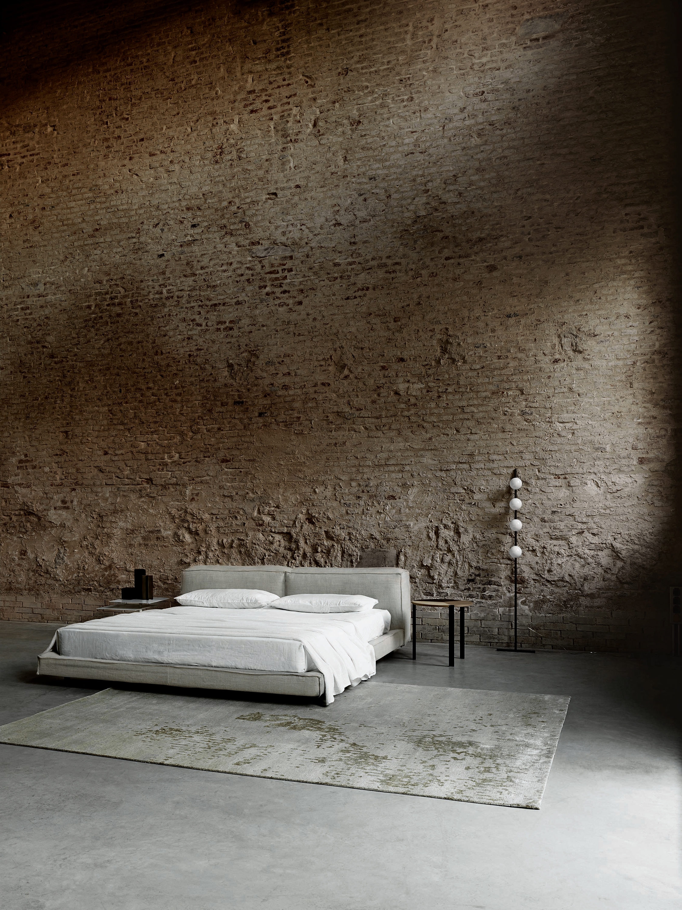 Display product NeoWall Bed from manufacturer Living Divani