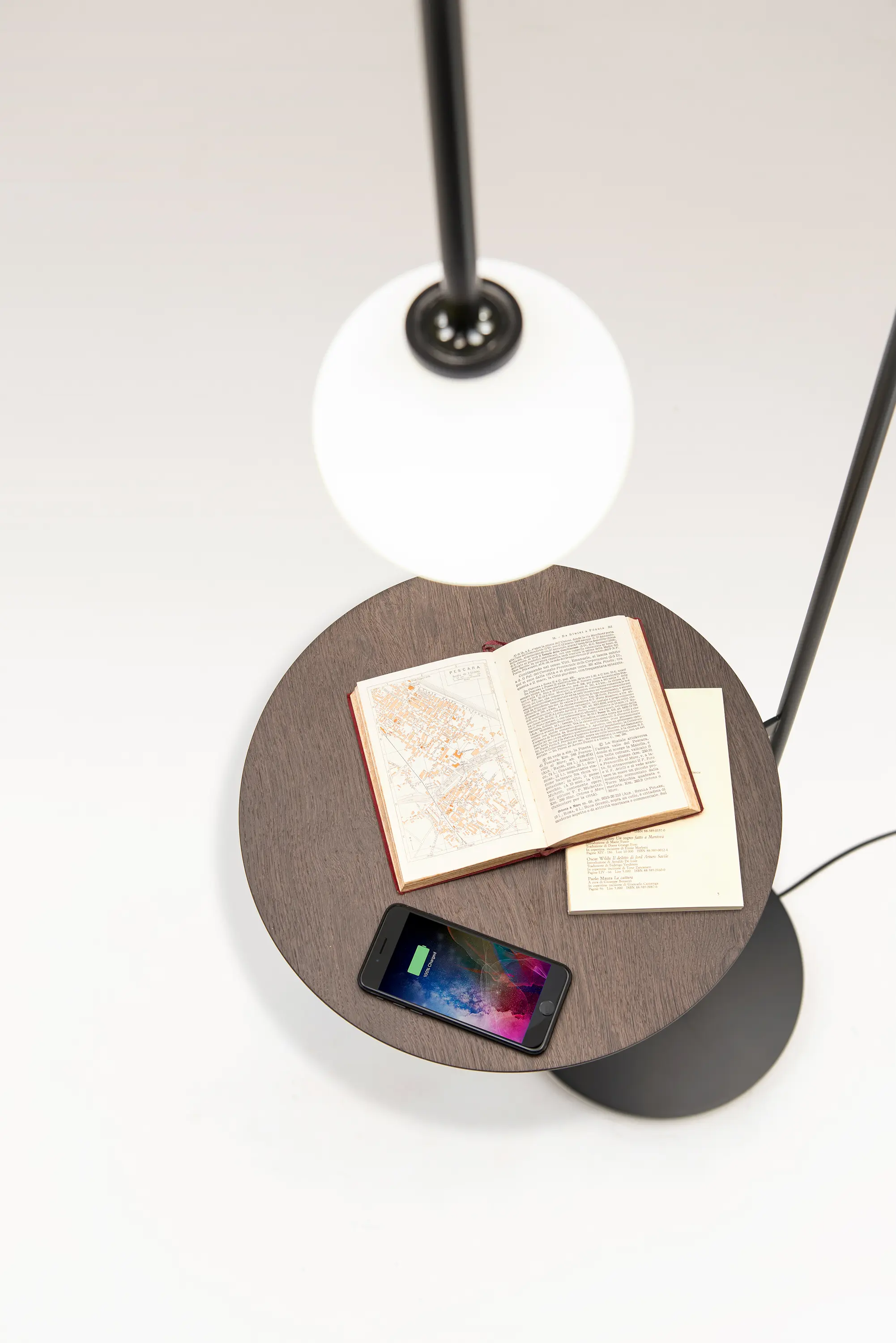 Living Divani - Light with a table