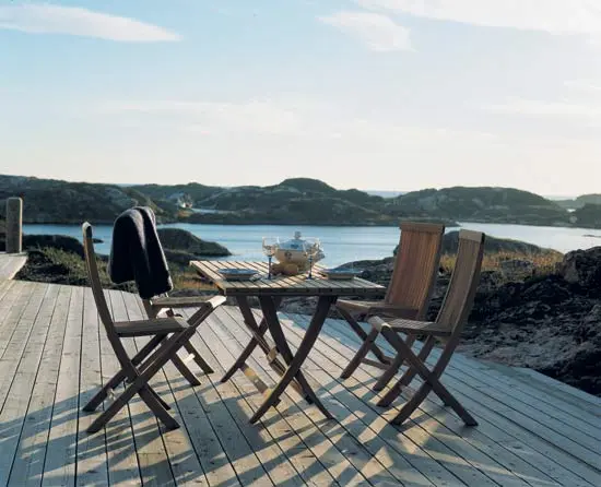 Berga Form - Viken table