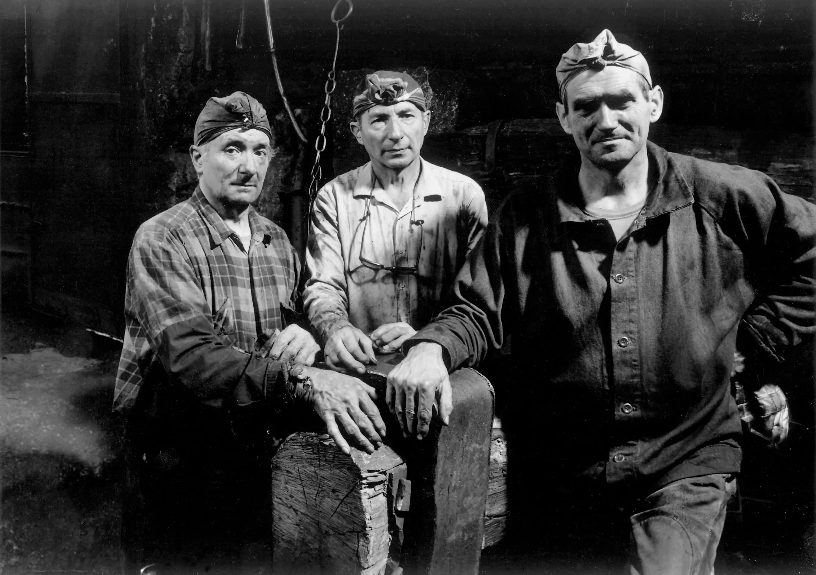 conmoto - A Ferro e Fuoco Companion Set / Wall hooks