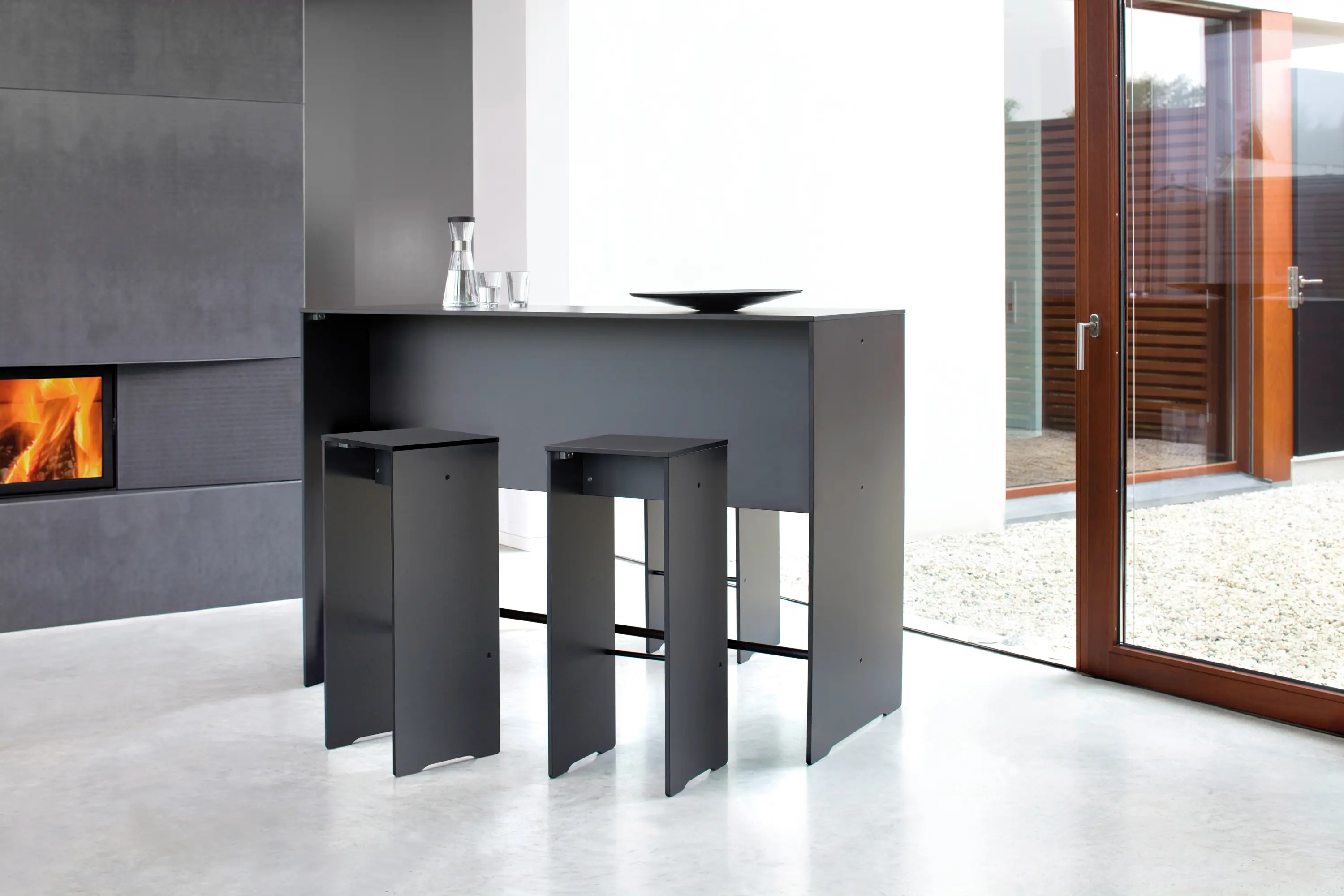 conmoto - Riva Bar