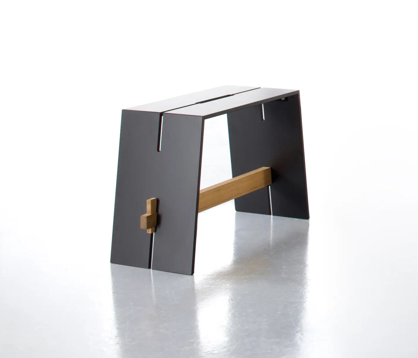 conmoto - Tension side table
