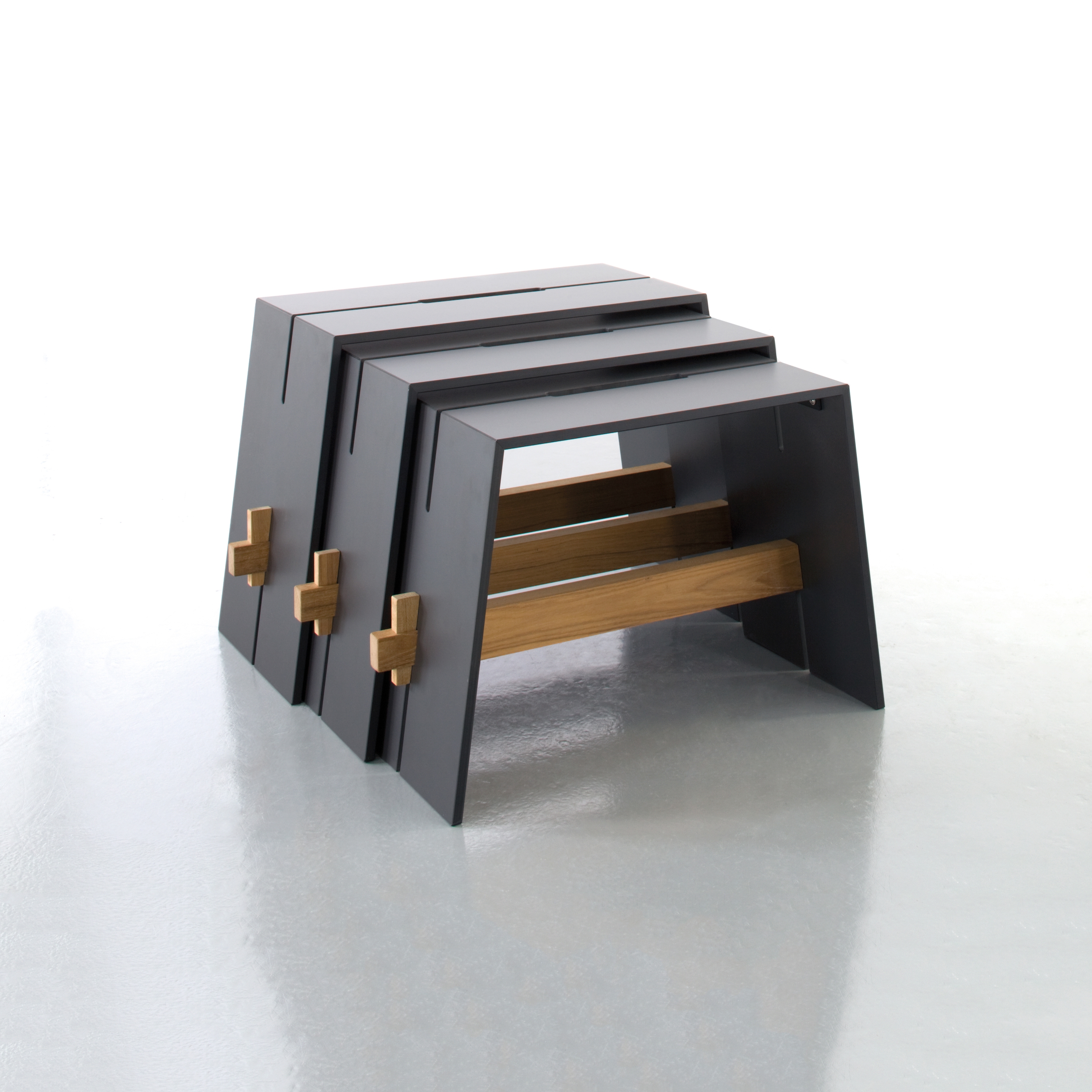 Display product Tension side table 3er-Set from manufacturer conmoto