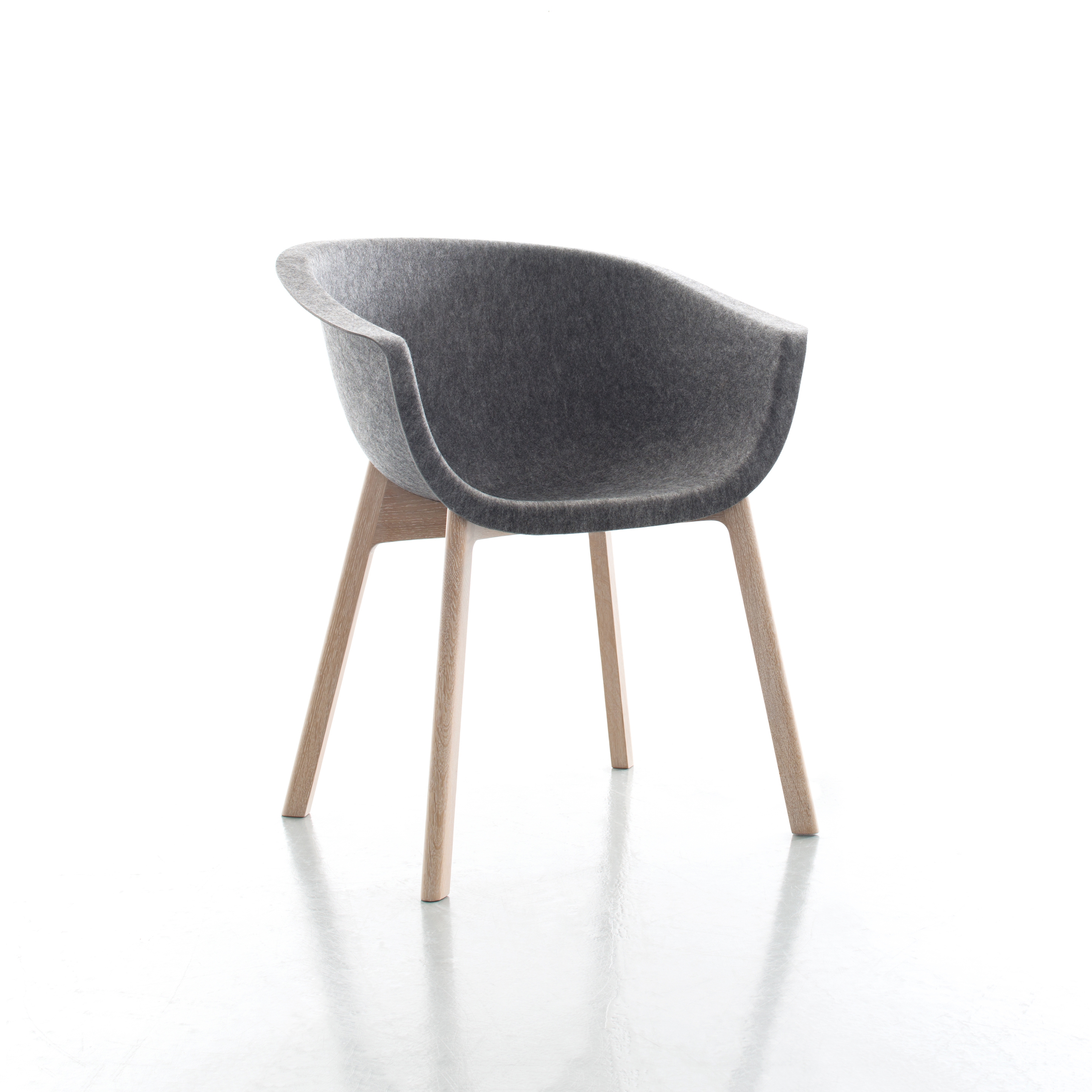 Display product Chairman Wood from manufacturer conmoto