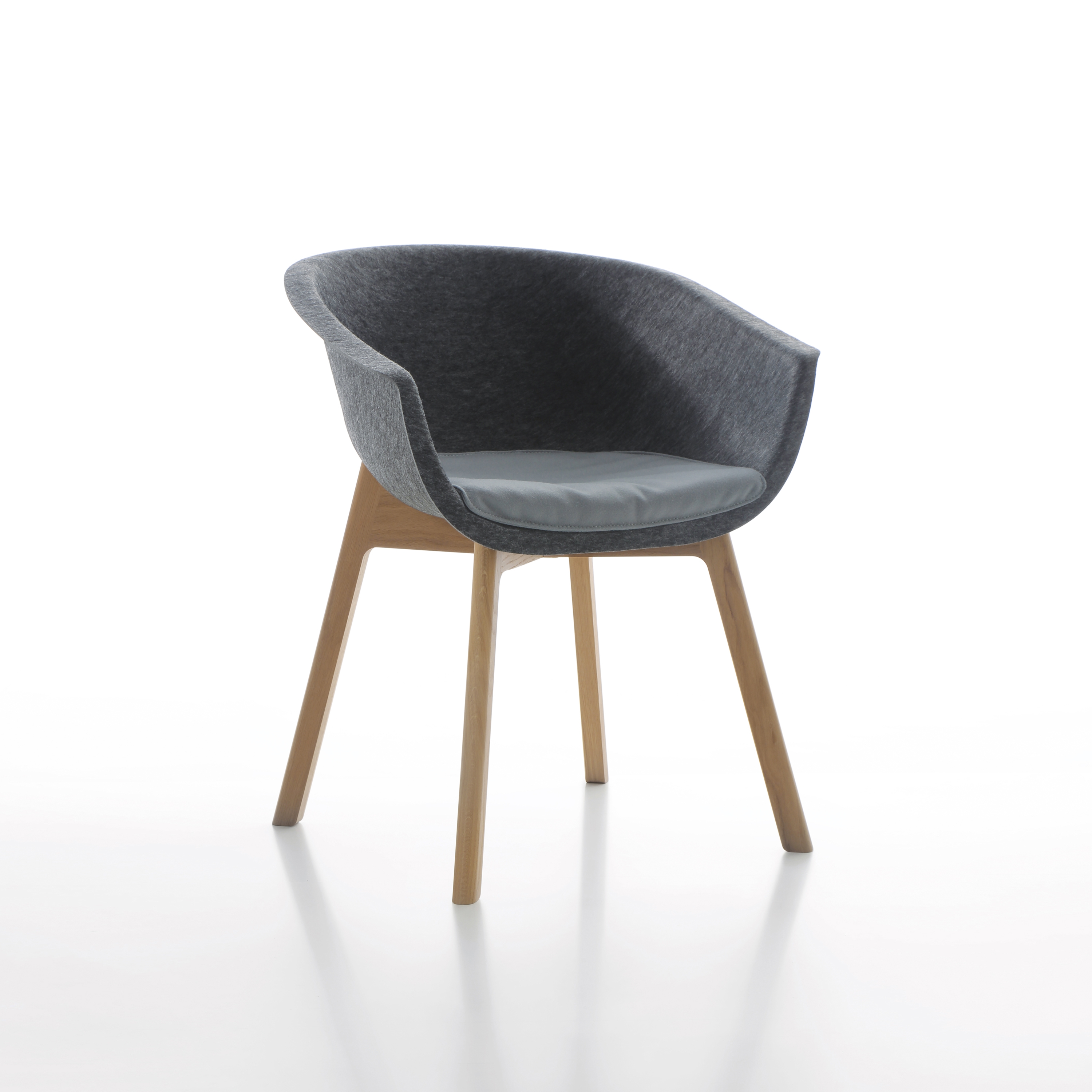 Display product Chairman Wood from manufacturer conmoto
