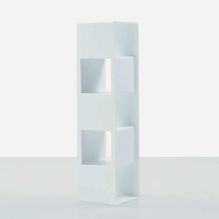 Display product Invert 2 from manufacturer Derin