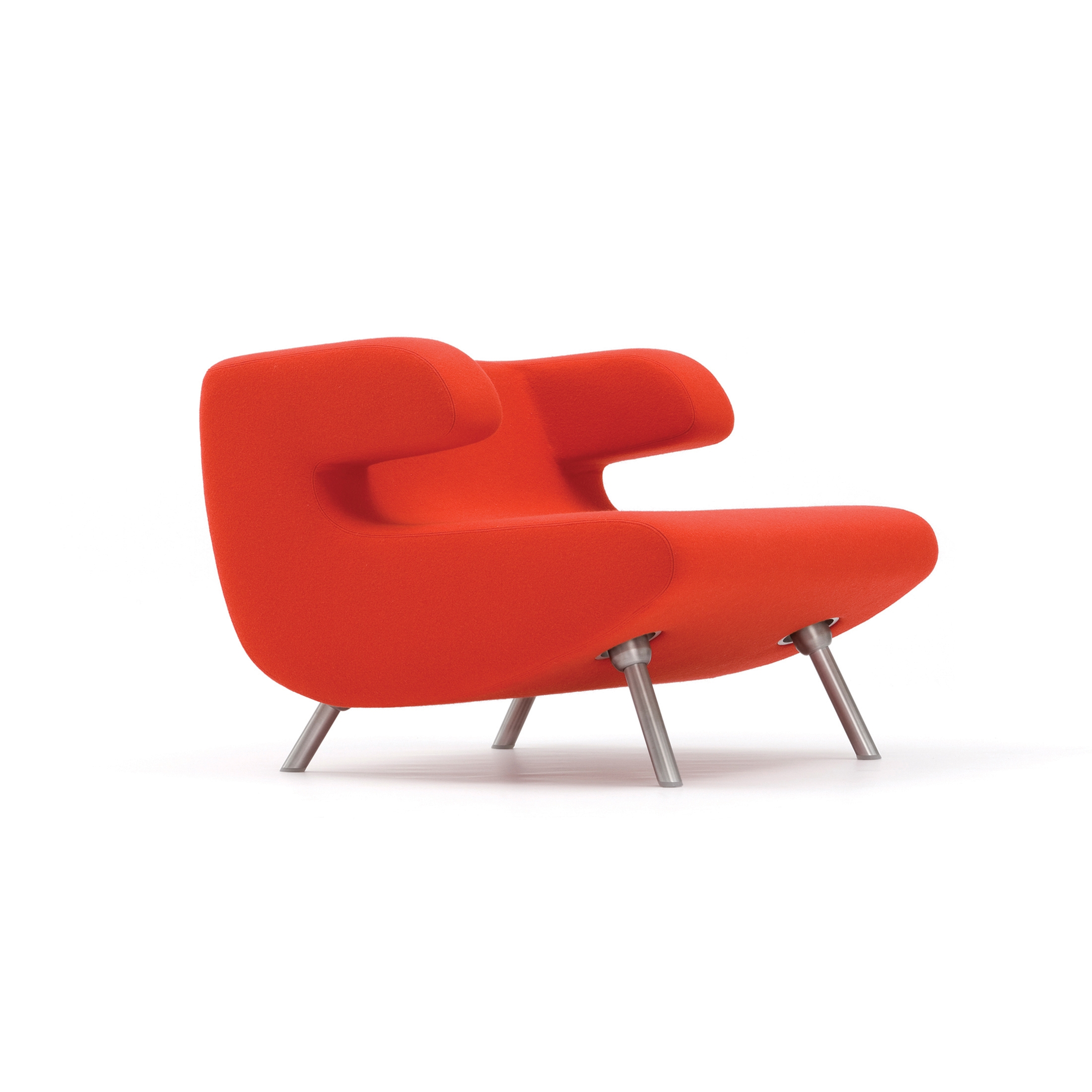 Display product Titan Chair from manufacturer Dune