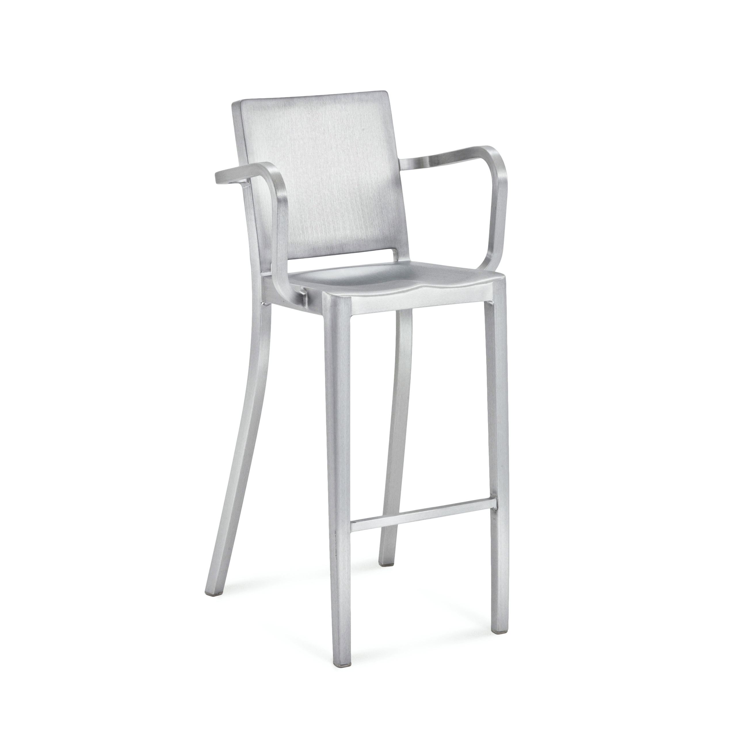 Mostrar el producto Hudson Barstool with arms del fabricante emeco