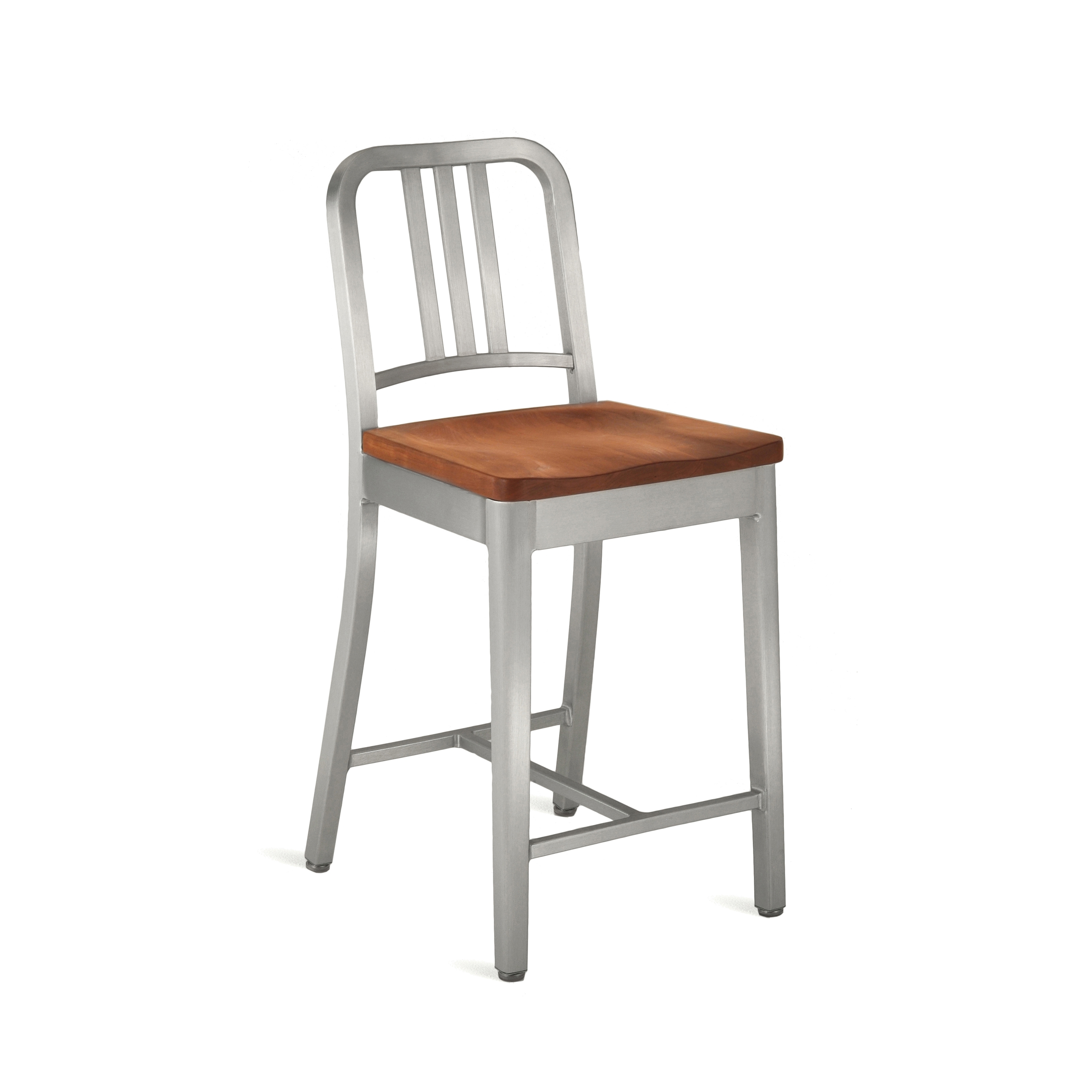 Mostrar el producto Navy® Counter stool with natural wood seat del fabricante emeco