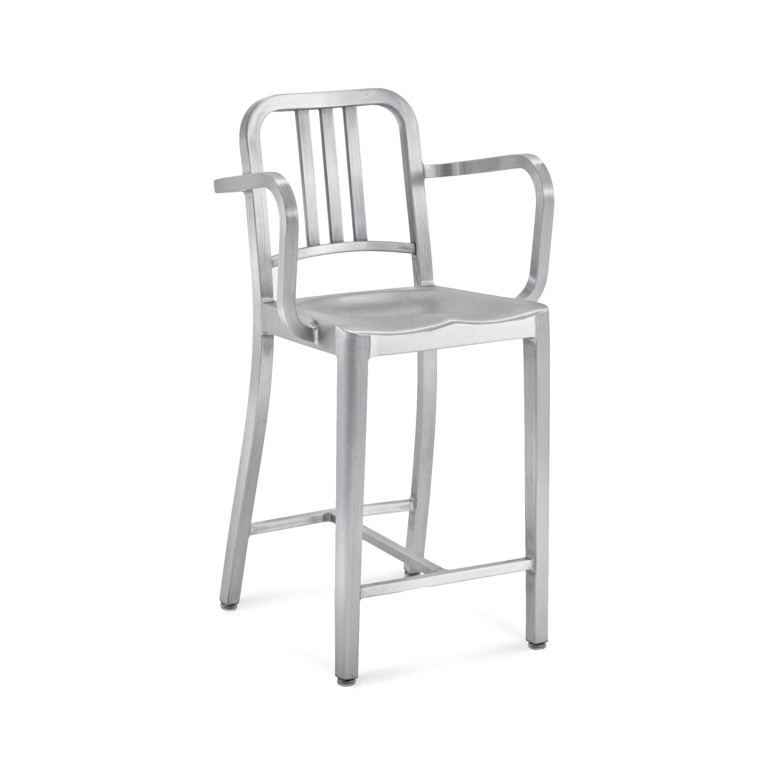 Mostrar el producto Navy® Counter stool with arms del fabricante emeco