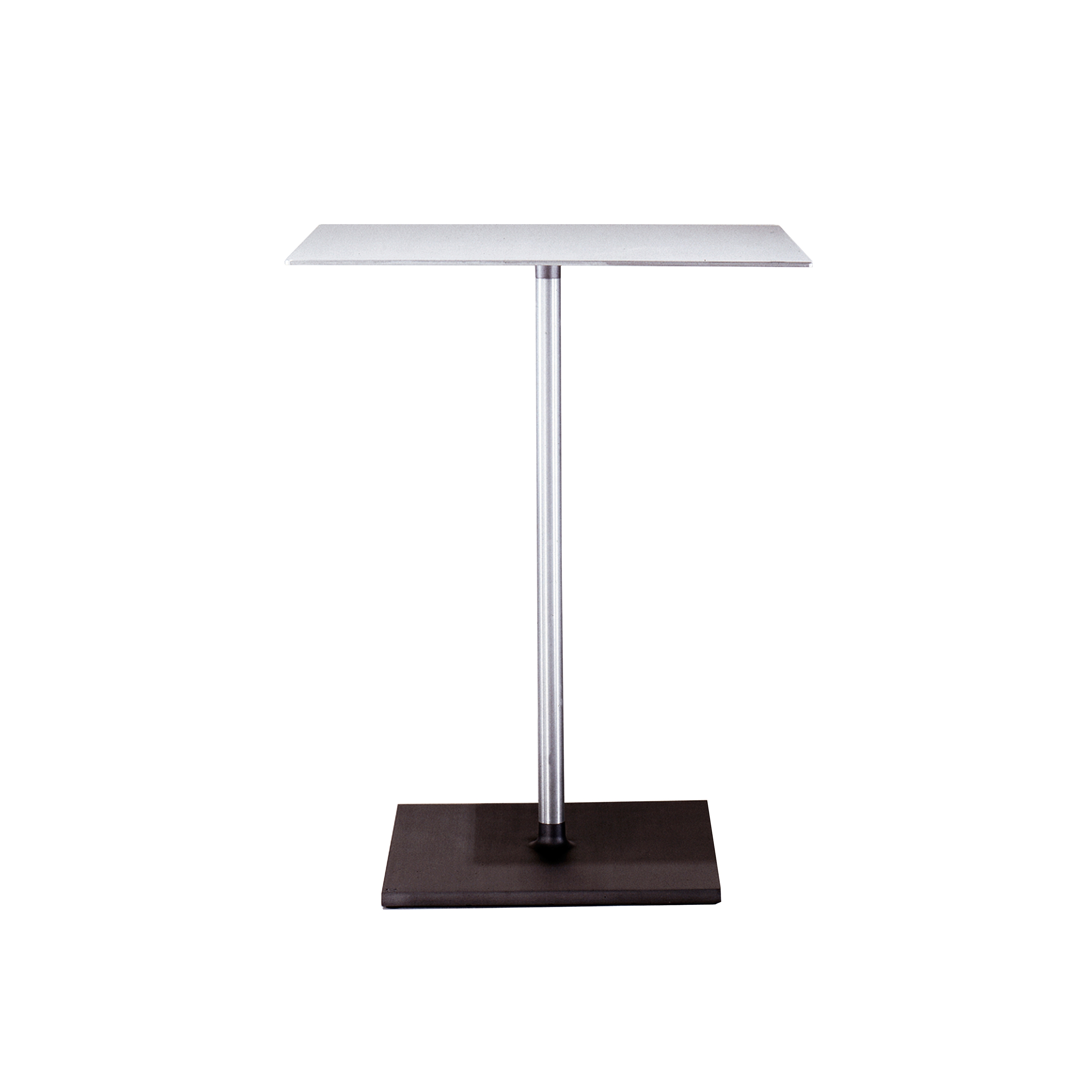 Produkt Square Brushed café table des Herstellers emeco anzeigen