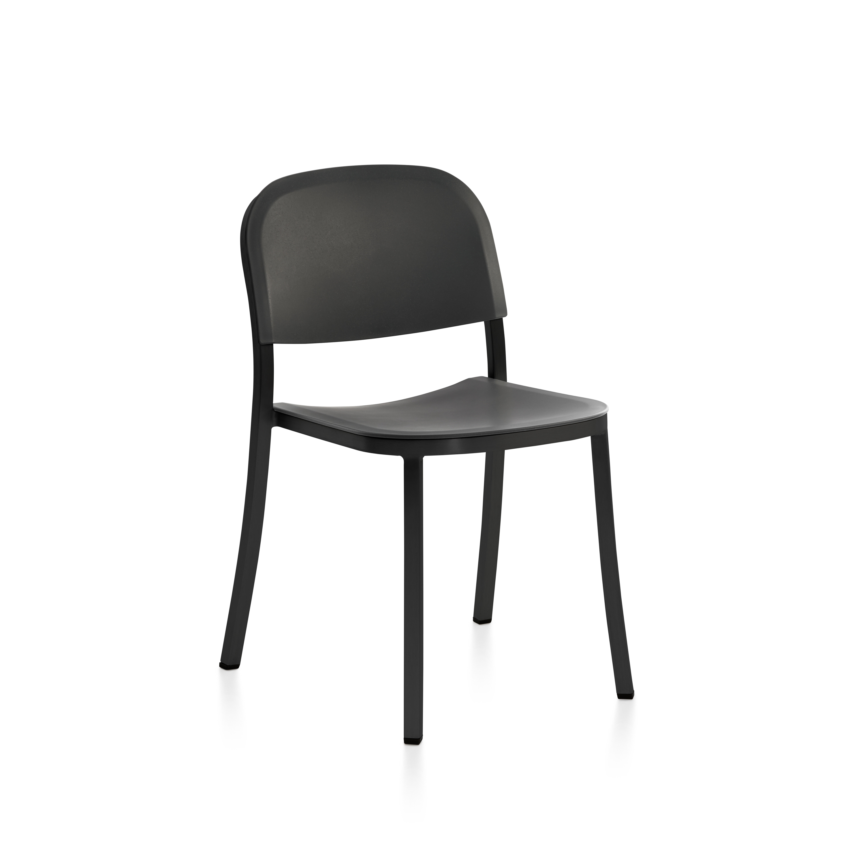 Mostrar el producto 1 Inch Stacking Chair del fabricante emeco